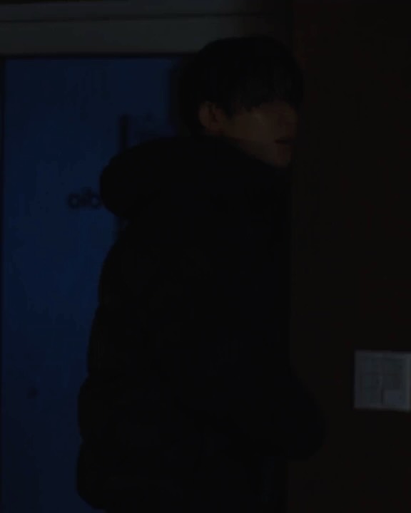 캘빈클라인이 민규에게 맡긴 미니멀리즘 — mingyu, Look 8