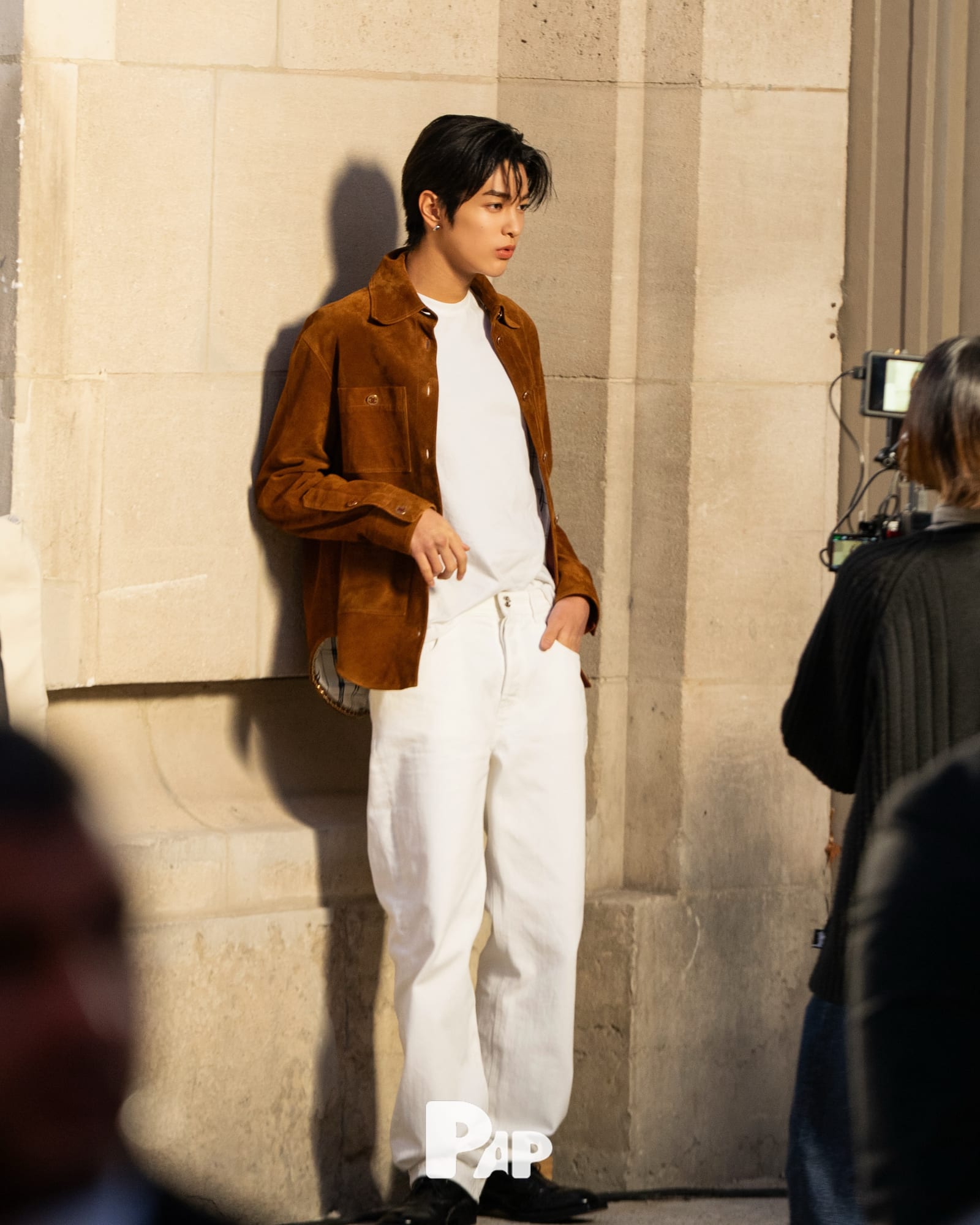 샤넬이 부르면 건호는 파리로 간다 — keonho, Look 5
