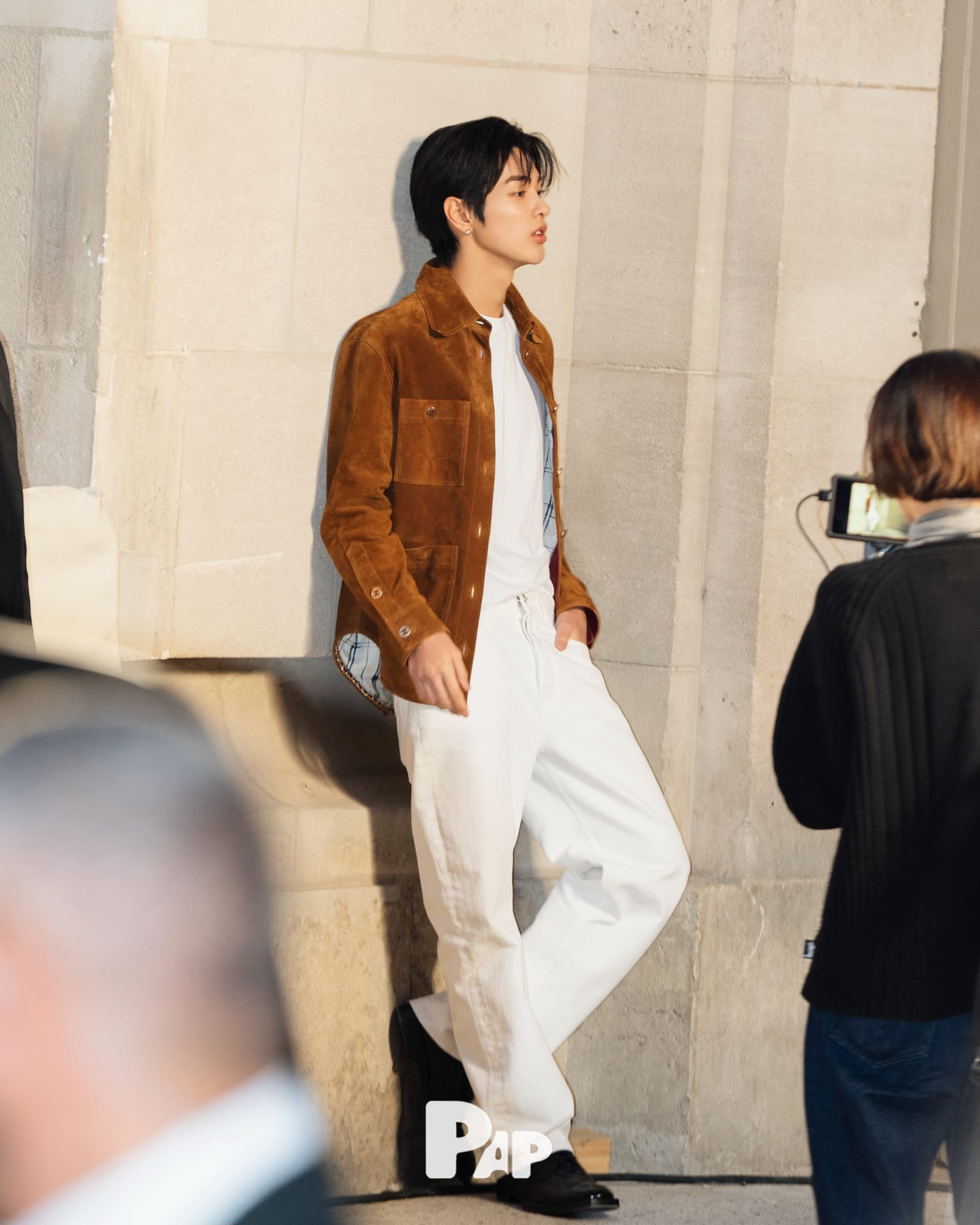 샤넬이 부르면 건호는 파리로 간다 — keonho, Look 7