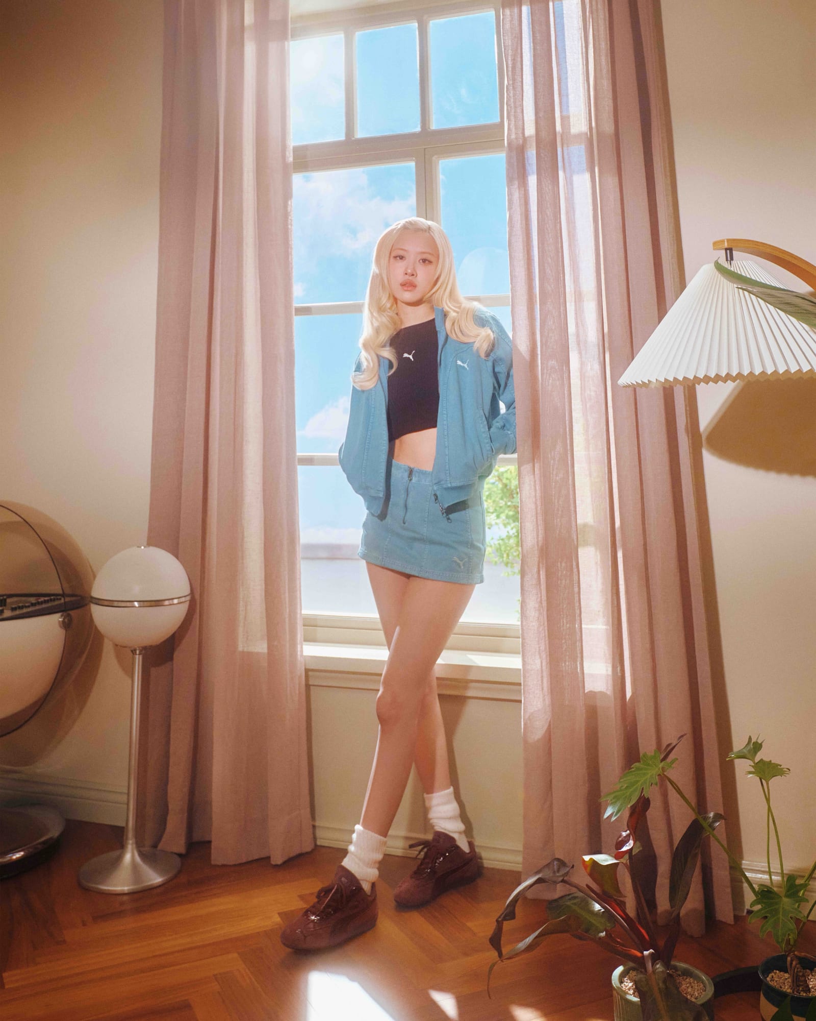 로제의 발끝에서 발견한 악어 한 마리 — rosé, Look 3