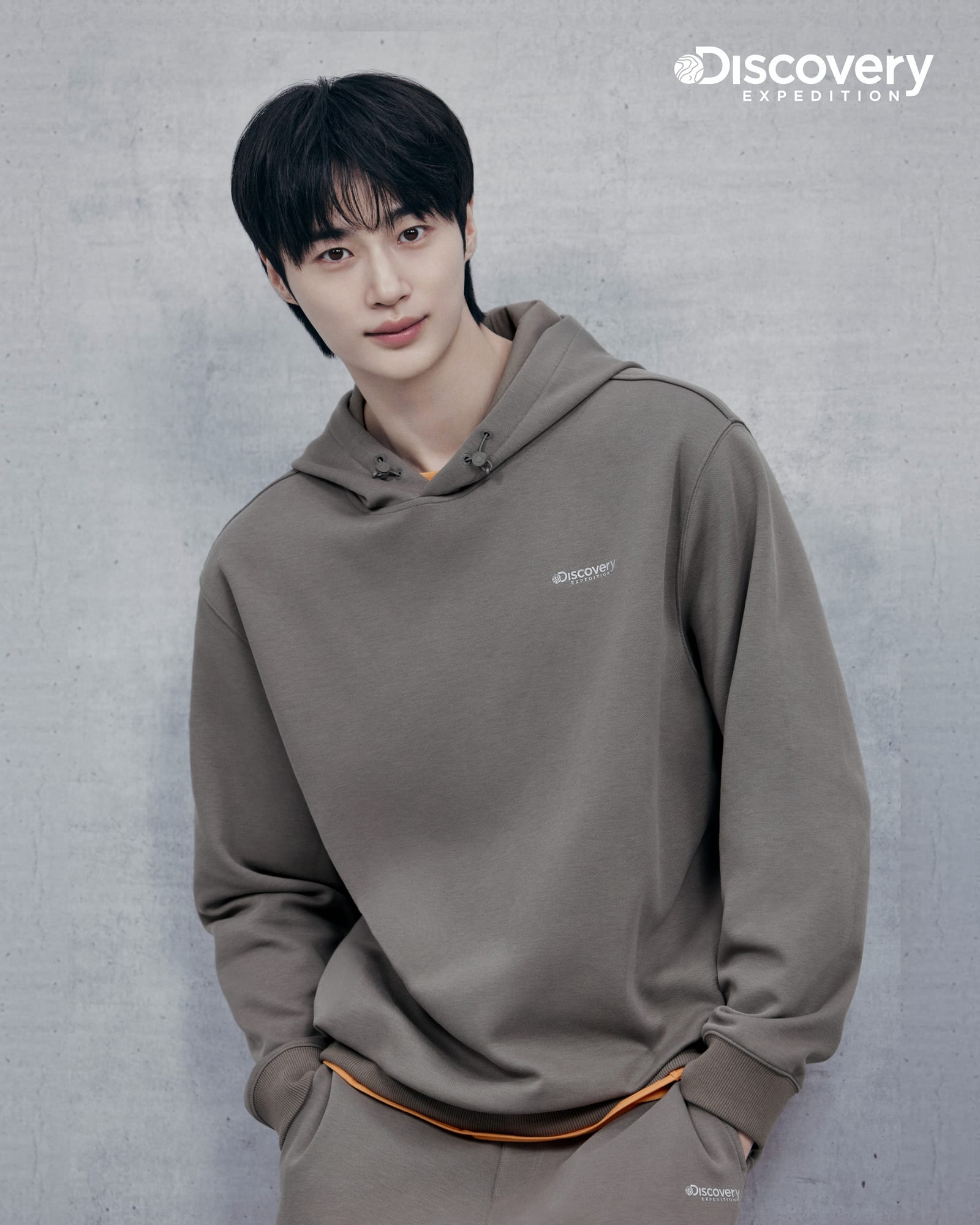 가벼운 패딩으로 겨울을 준비하는 변우석의 법칙 — byeon wooseok, Look 8