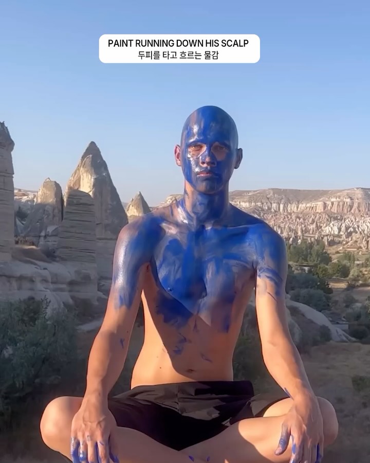 무엇을 얹어도 얼굴이 그것을 받아낸다 — gleb sazonov, Look 3