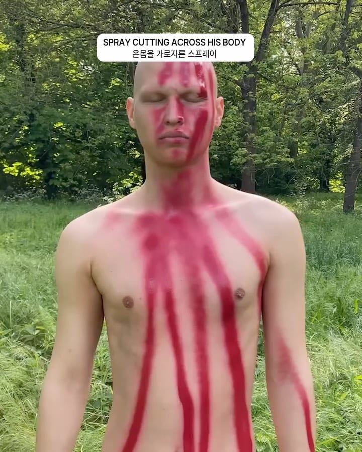 무엇을 얹어도 얼굴이 그것을 받아낸다 — gleb sazonov, Look 4