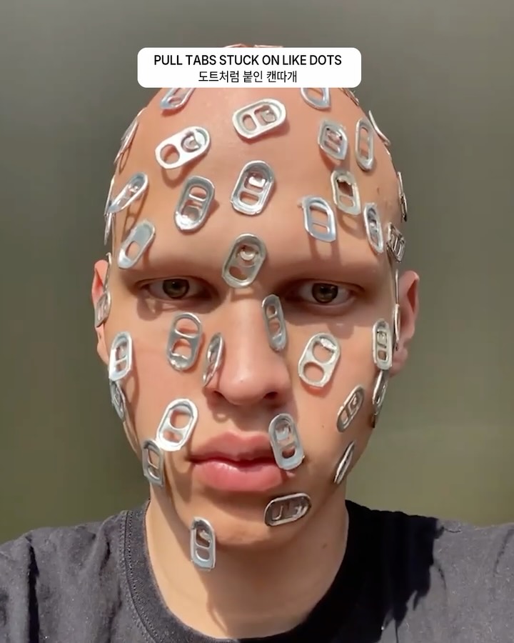 무엇을 얹어도 얼굴이 그것을 받아낸다 — gleb sazonov, Look 5