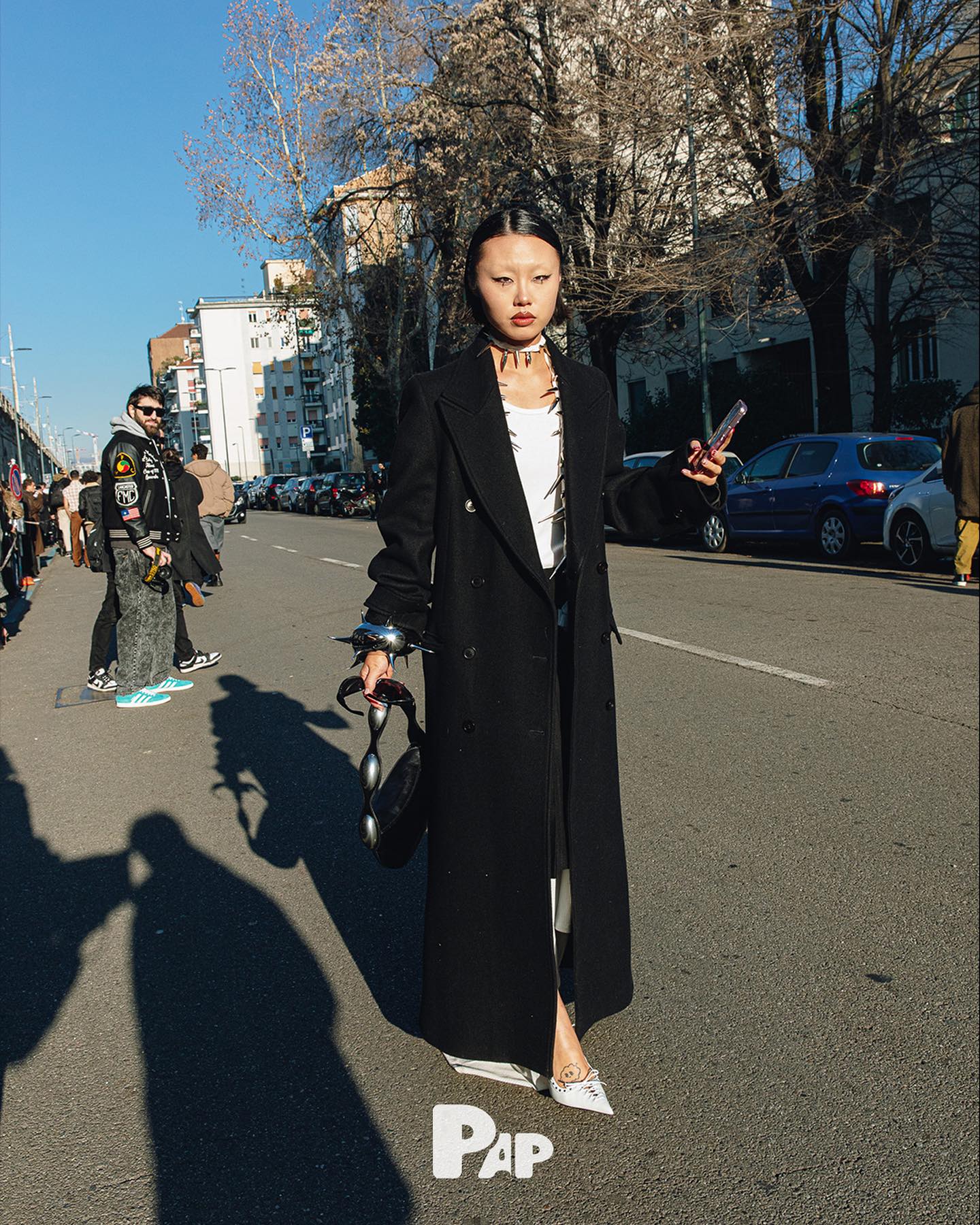 밀라노 맨즈 패션위크 FW24 스트리트 스타일 하이라이트 — Look 6