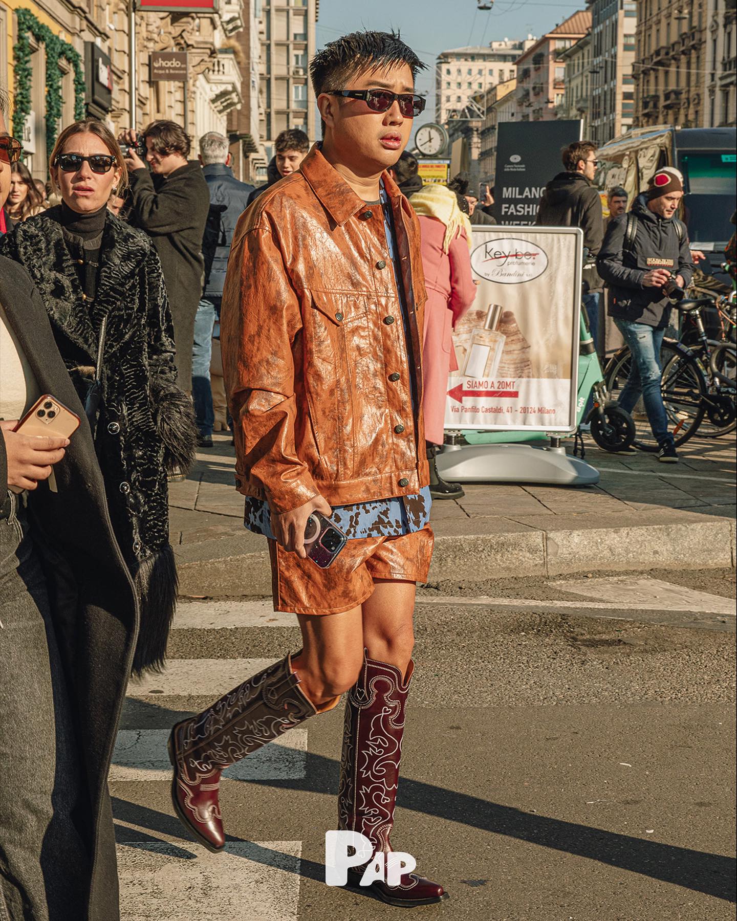 밀라노 맨즈 패션위크 FW24 스트리트 스타일 하이라이트 — Look 9
