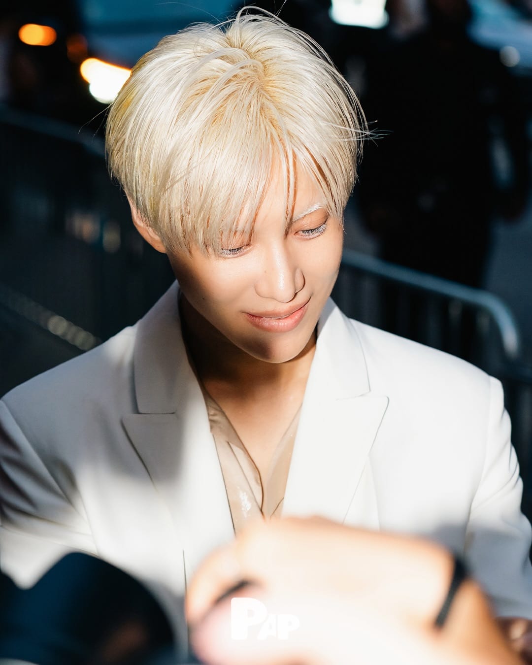 Taemin conoce al hada de Maison Margiela en París — Cover