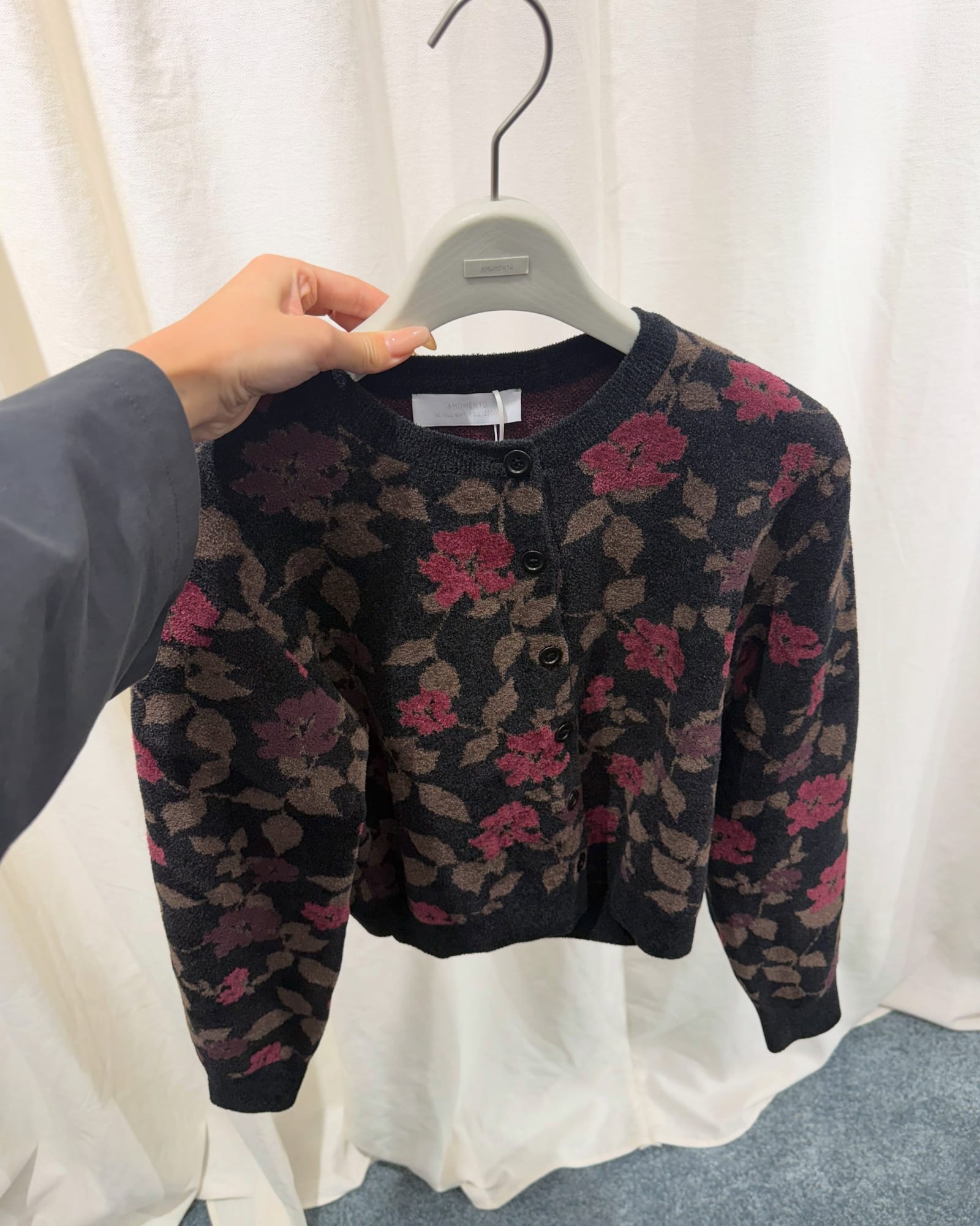 양장점에서 시작해 파리로 간 아모멘토 — amomento, Look 8