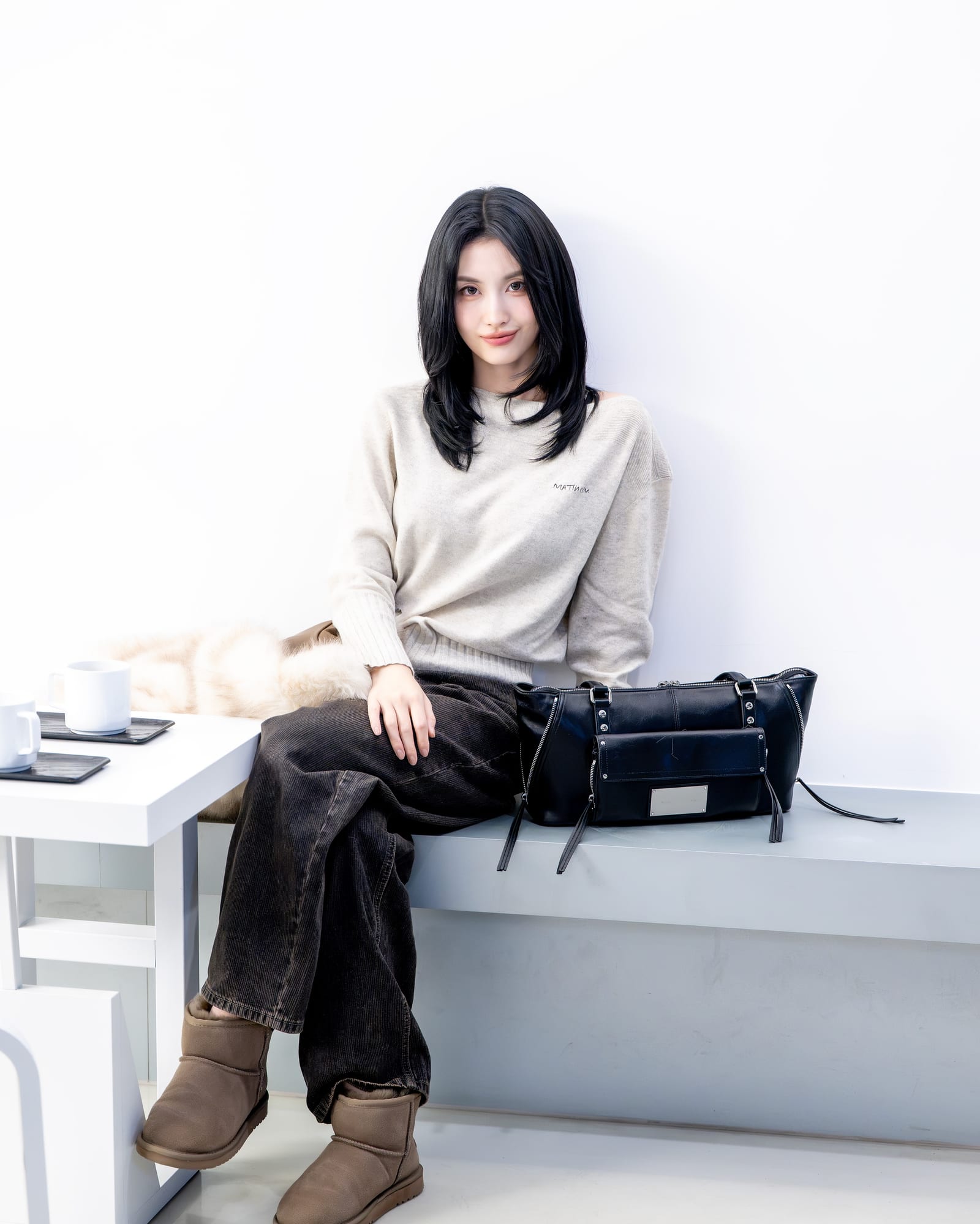 모모의 겨울 카페룩, 마뗑킴으로 완성 — momo, Look 3