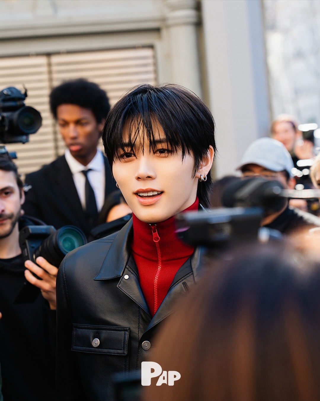 태산·이한·홍은채, 끌로에 쇼장을 장악한 올블랙 룩 — Look 2