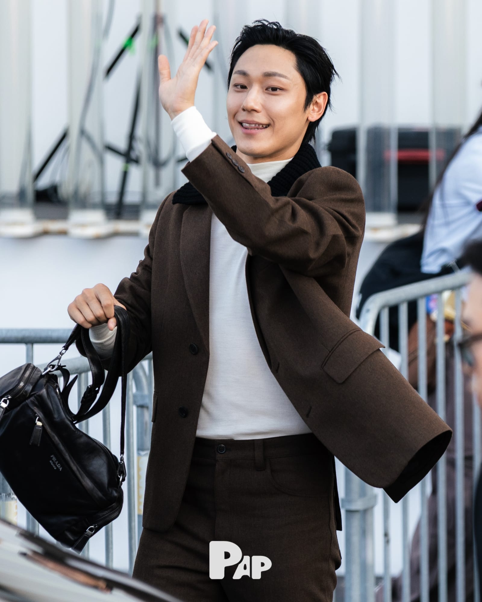 Lee Do-hyun bei der Prada-Show in Mailand — Cover