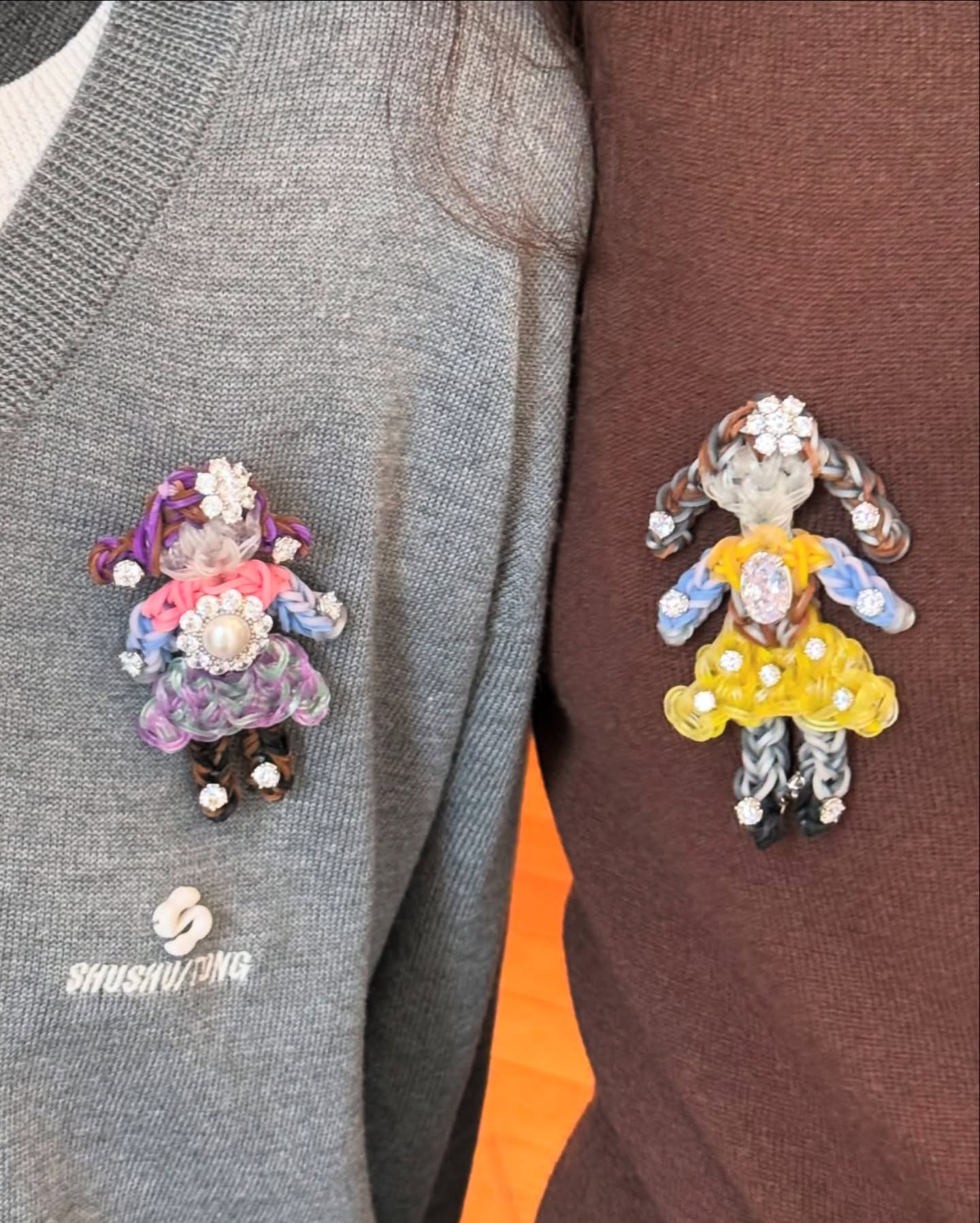 YVMIN × SHUSHUTONG, 고무줄로 만든 주얼리 — Look 2