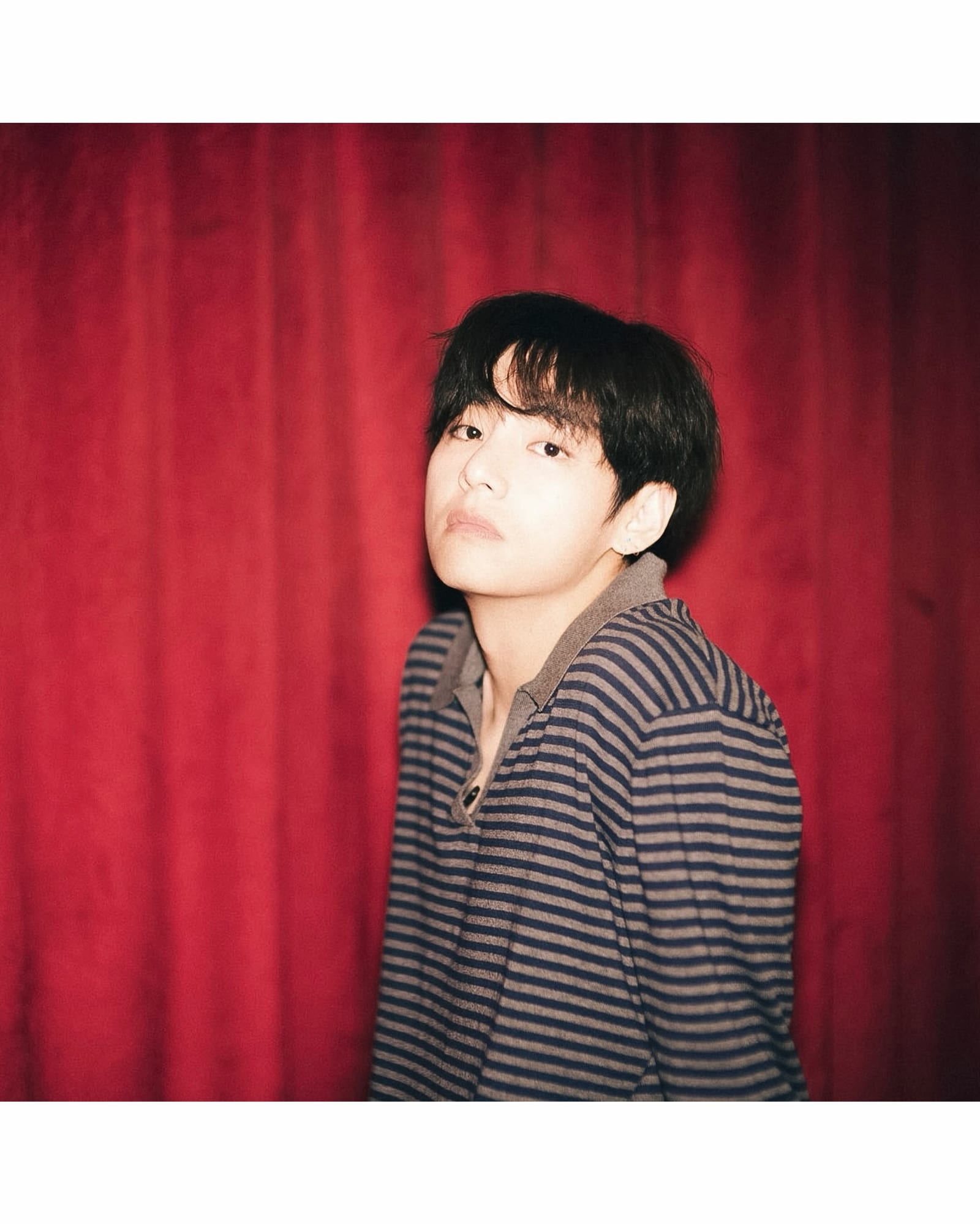 정국의 렌즈로 본 뷔, 애착모델의 귀환 — bts, Look 5