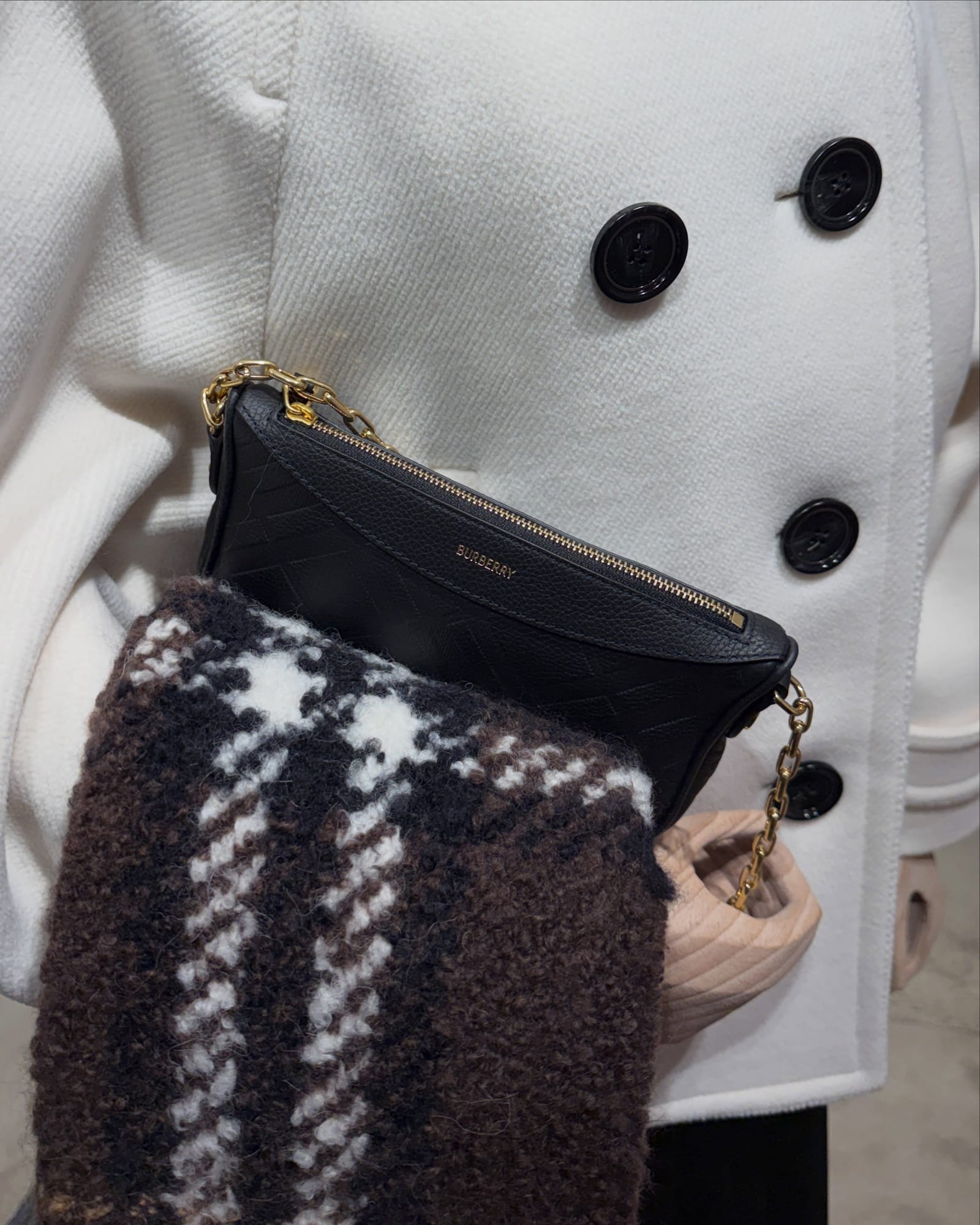 버버리, 서울에서 170주년 기념 행사 — burberry, Look 4