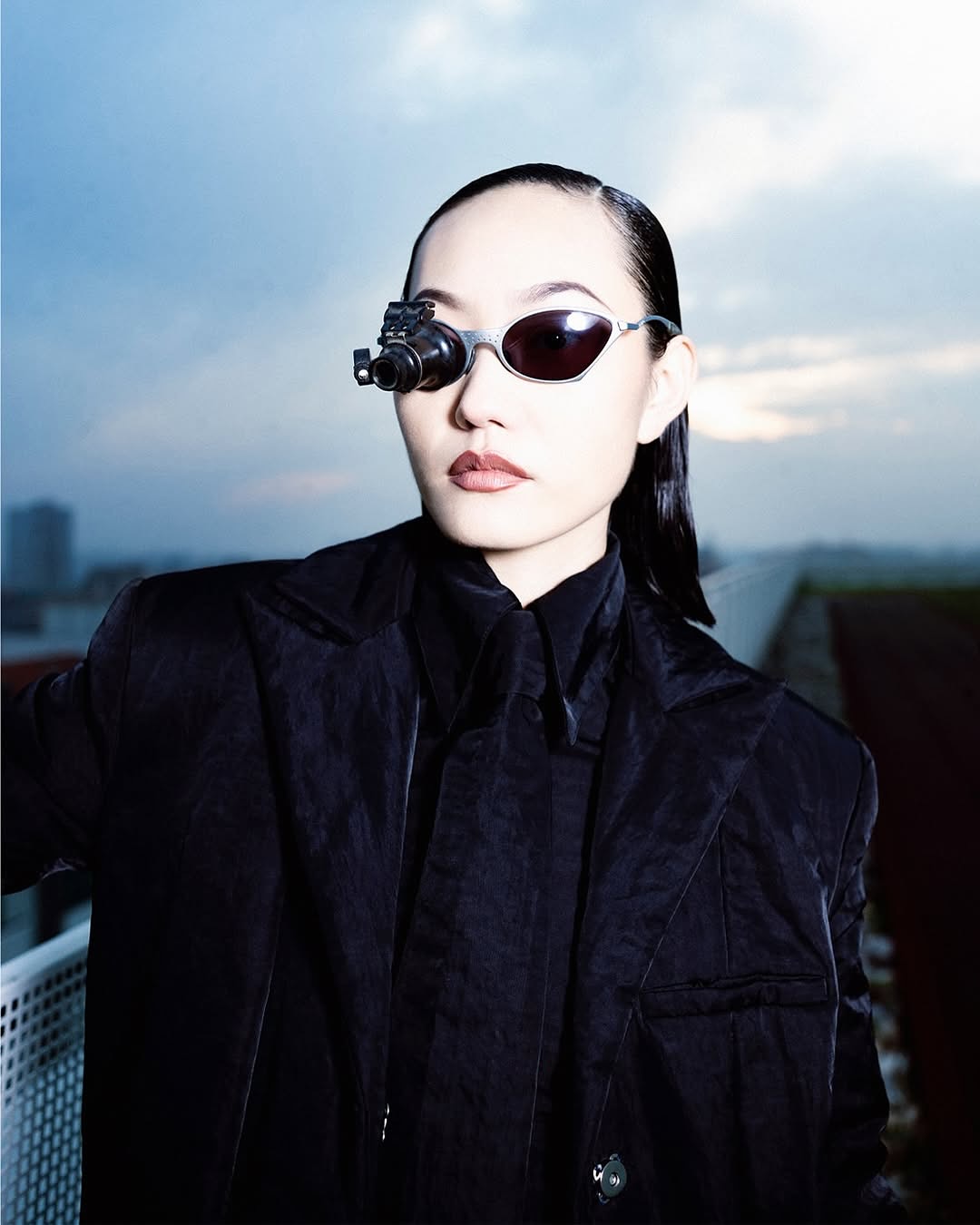 밀라노 패션위크서 공개된 Salvatore Vignola의 SF 트레일러 YV-1, 미래와 낭만이 공존하다 — Look 5