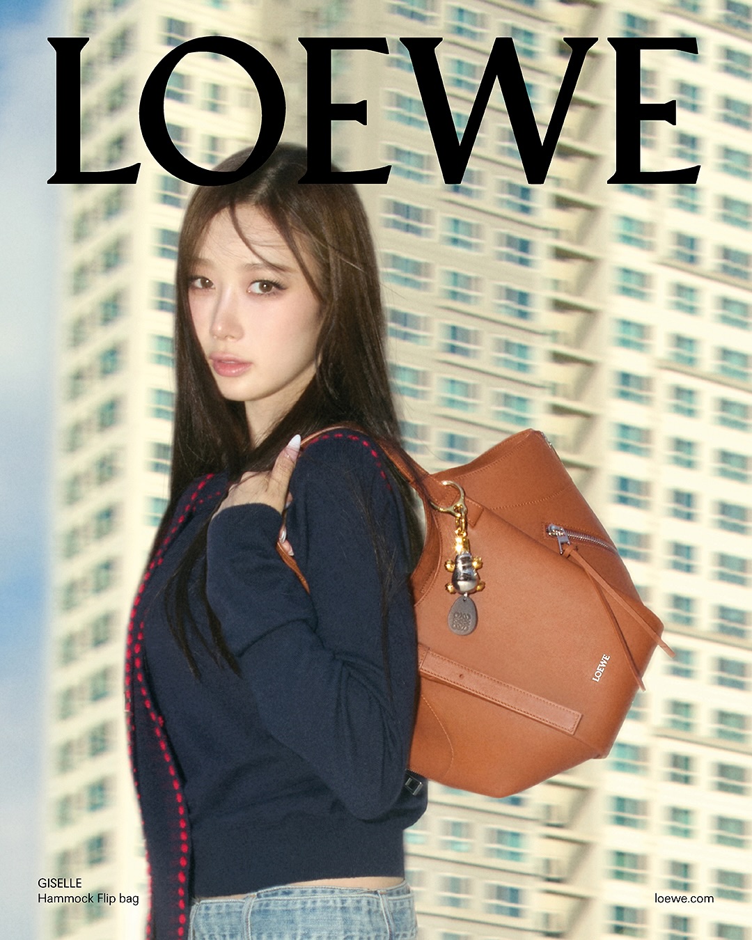 로에베, 지젤과 함께한 서울 캠페인 공개 — Look 4