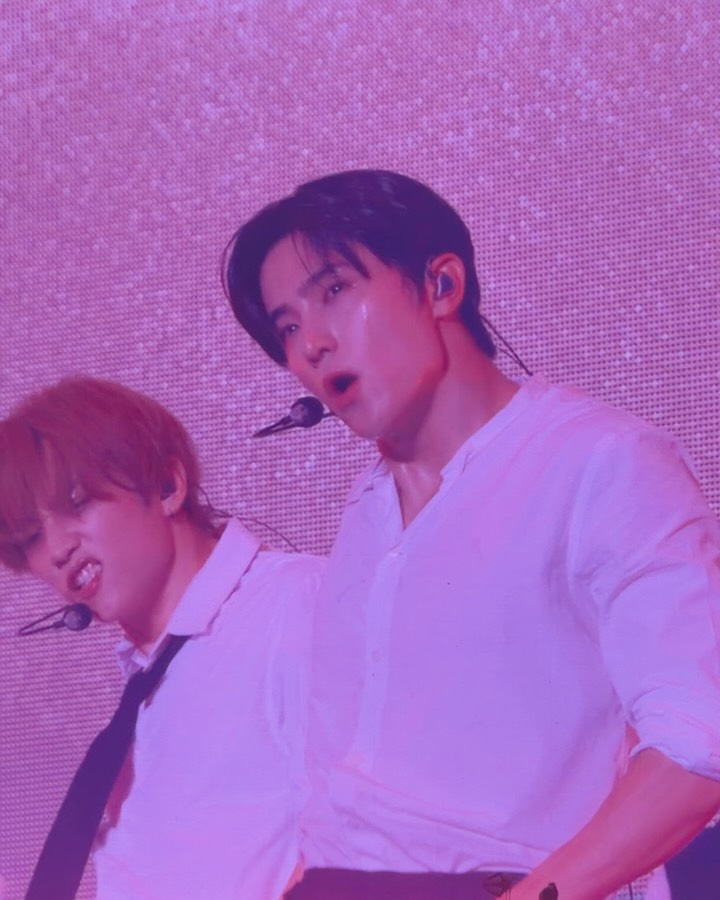 더보이즈, 데뷔 이후 모든 시간이 교차하는 무대 — Look 3