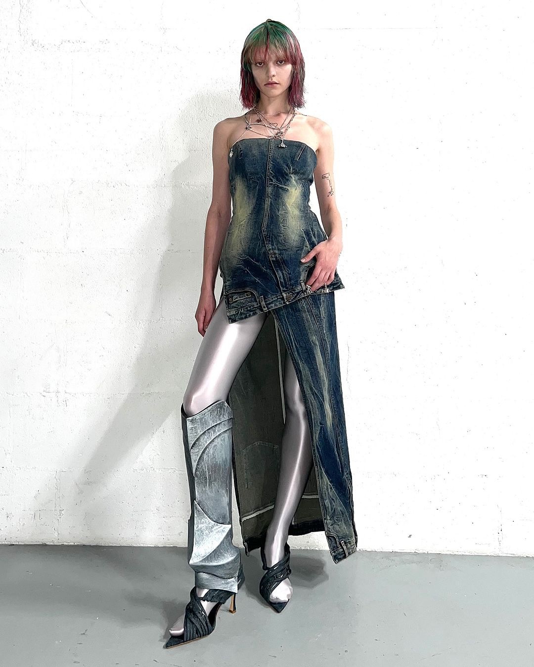 마크널, 미래와 중세를 잇는 SS25 컬렉션 공개 — Look 7