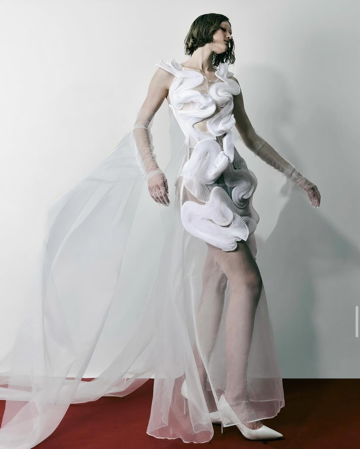 XI SCORPII, 신화와 쿠튀르가 만난 브라이덜 컬렉션 — Look 3