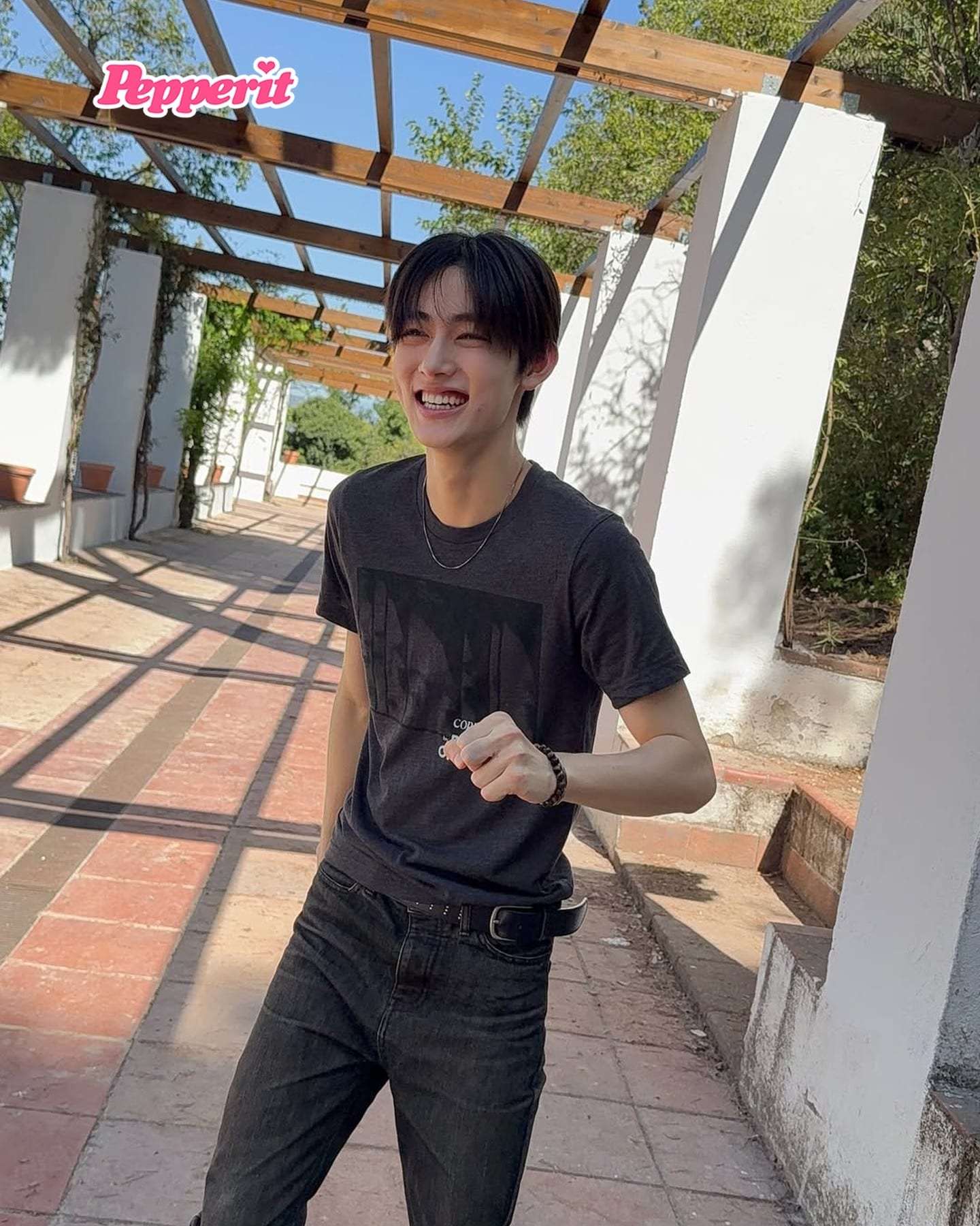 코르티스, 바르셀로나 데이 📸 사그라다 앞 다섯의 순간