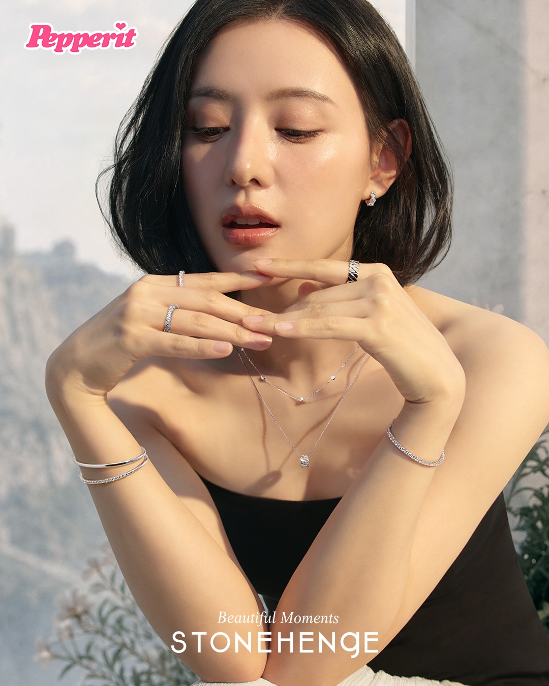 김지원, 스톤헨지 2026 F/W 캠페인 공개…그리스 여신 비주얼