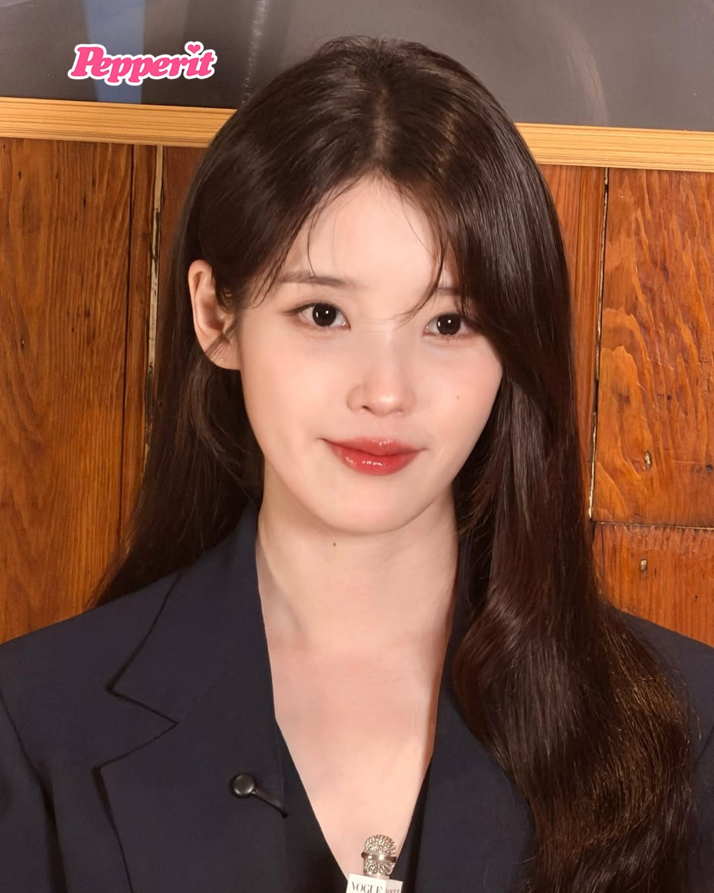 아이유, 단발과 장발 오가는 일상 사진 연달아 공개