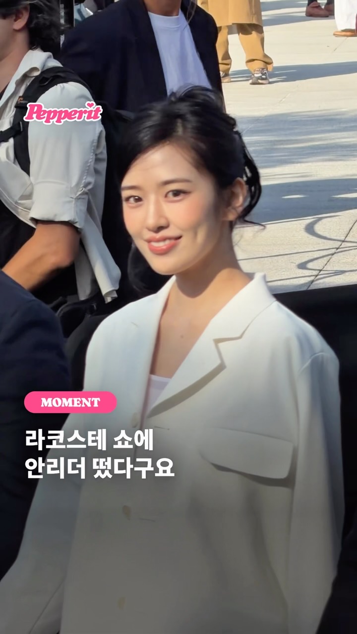 파리 라코스테 쇼에 나타난 안유진, 시원시원한 비주얼 폭발