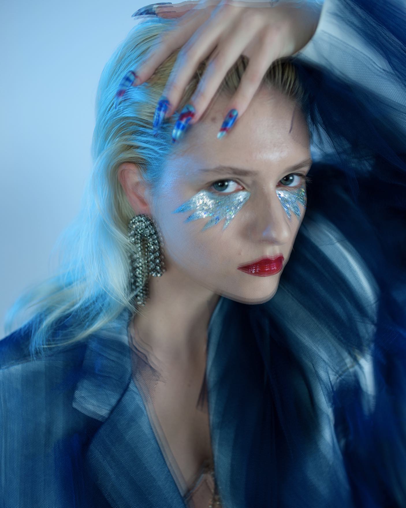 SYNONYMS & ANTONYMS — Look 5