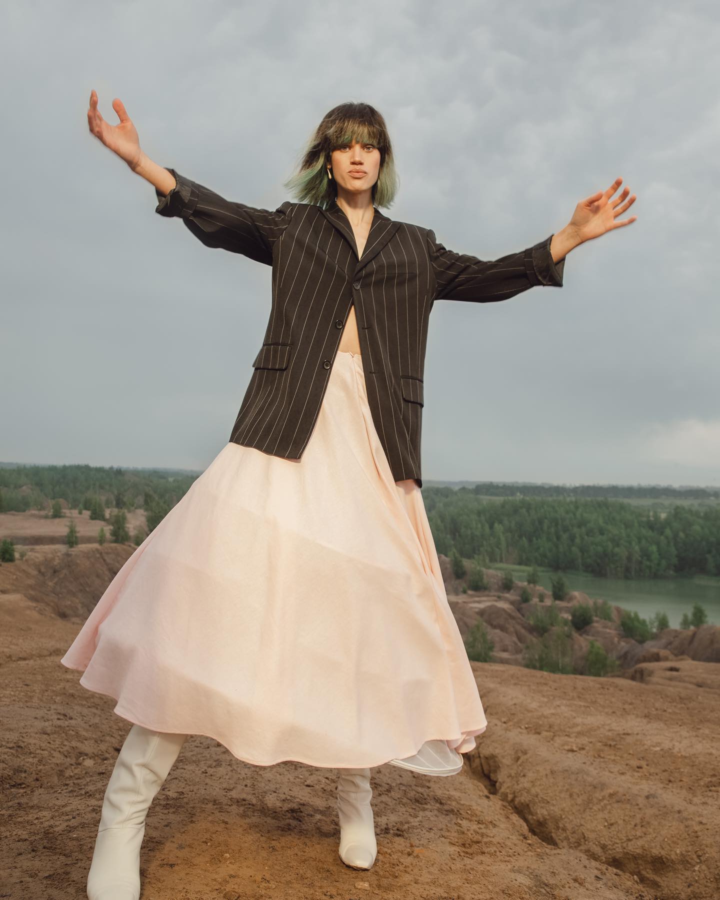 RELEASE — fashion editorial, Look 2