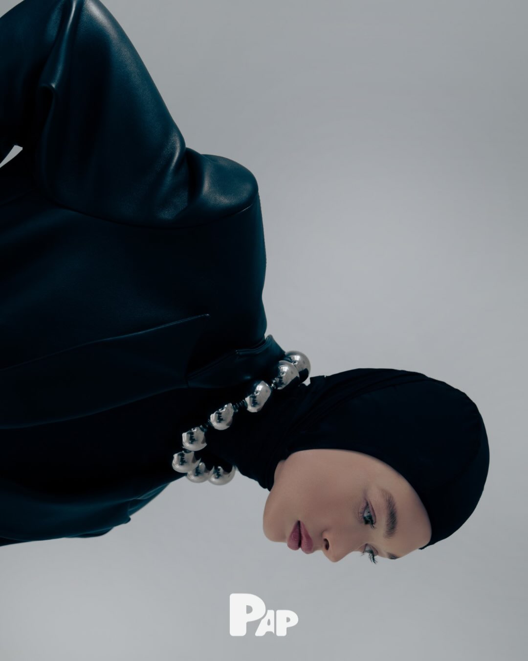 DISSOLVE — Look 3