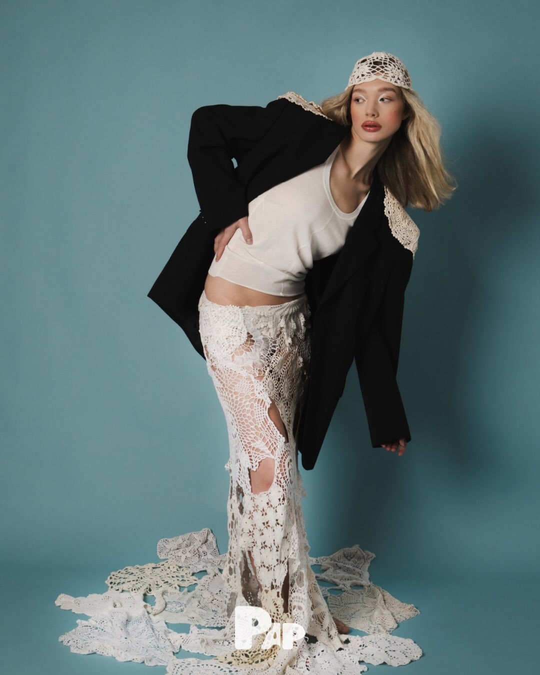 DISSOLVE — Look 6