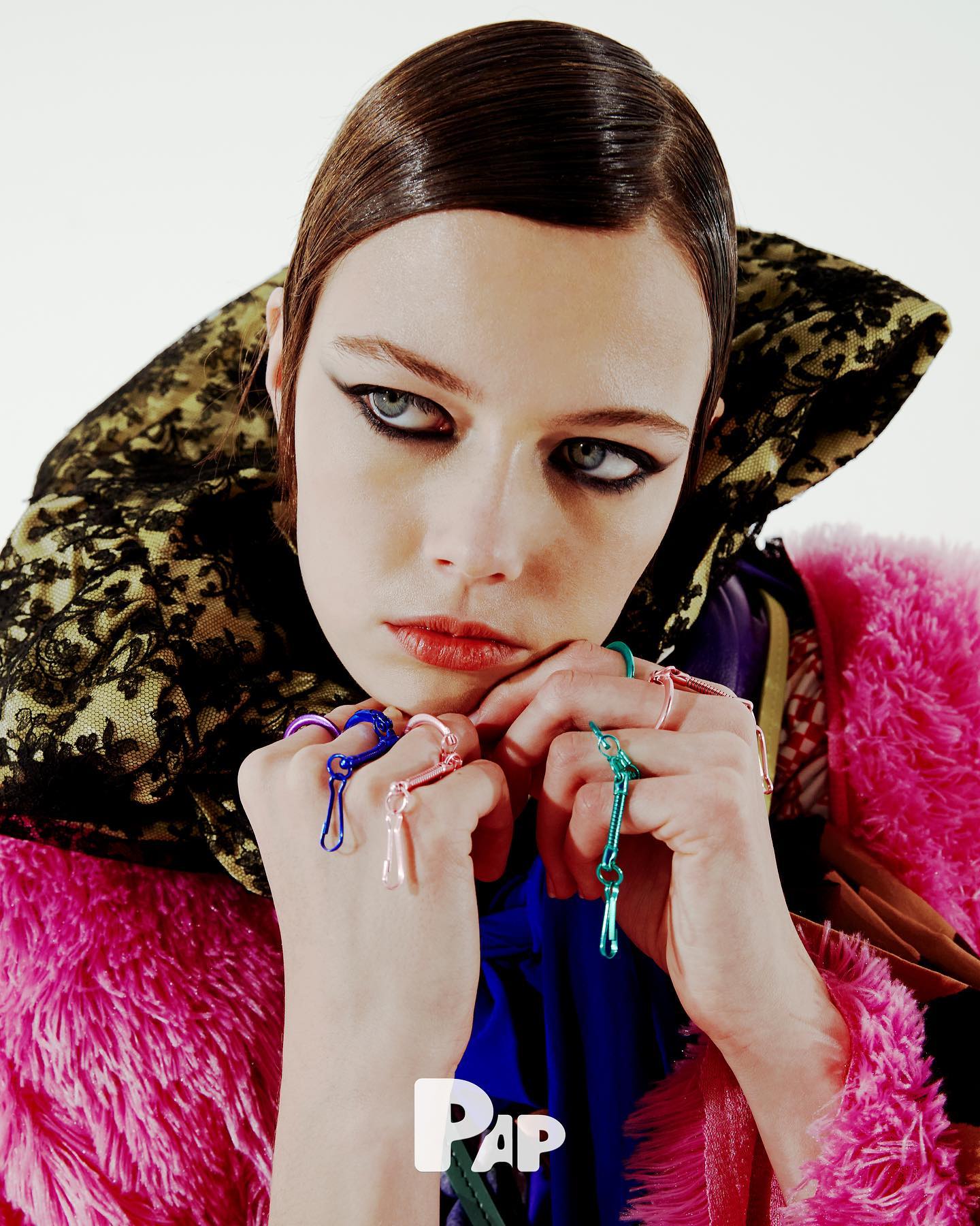 LET'S FIND THE UNEXPECTED — Look 2