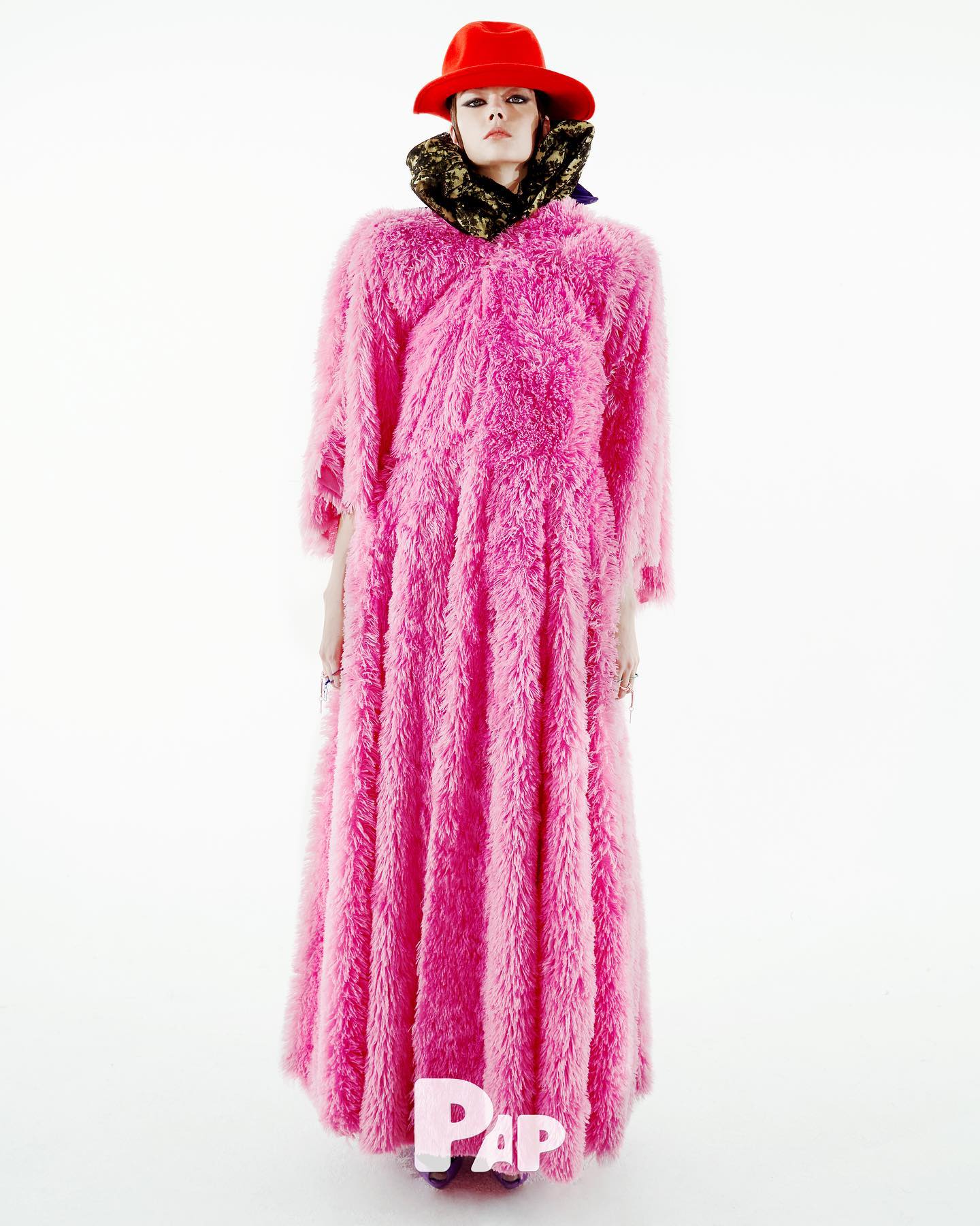 LET'S FIND THE UNEXPECTED — Look 3