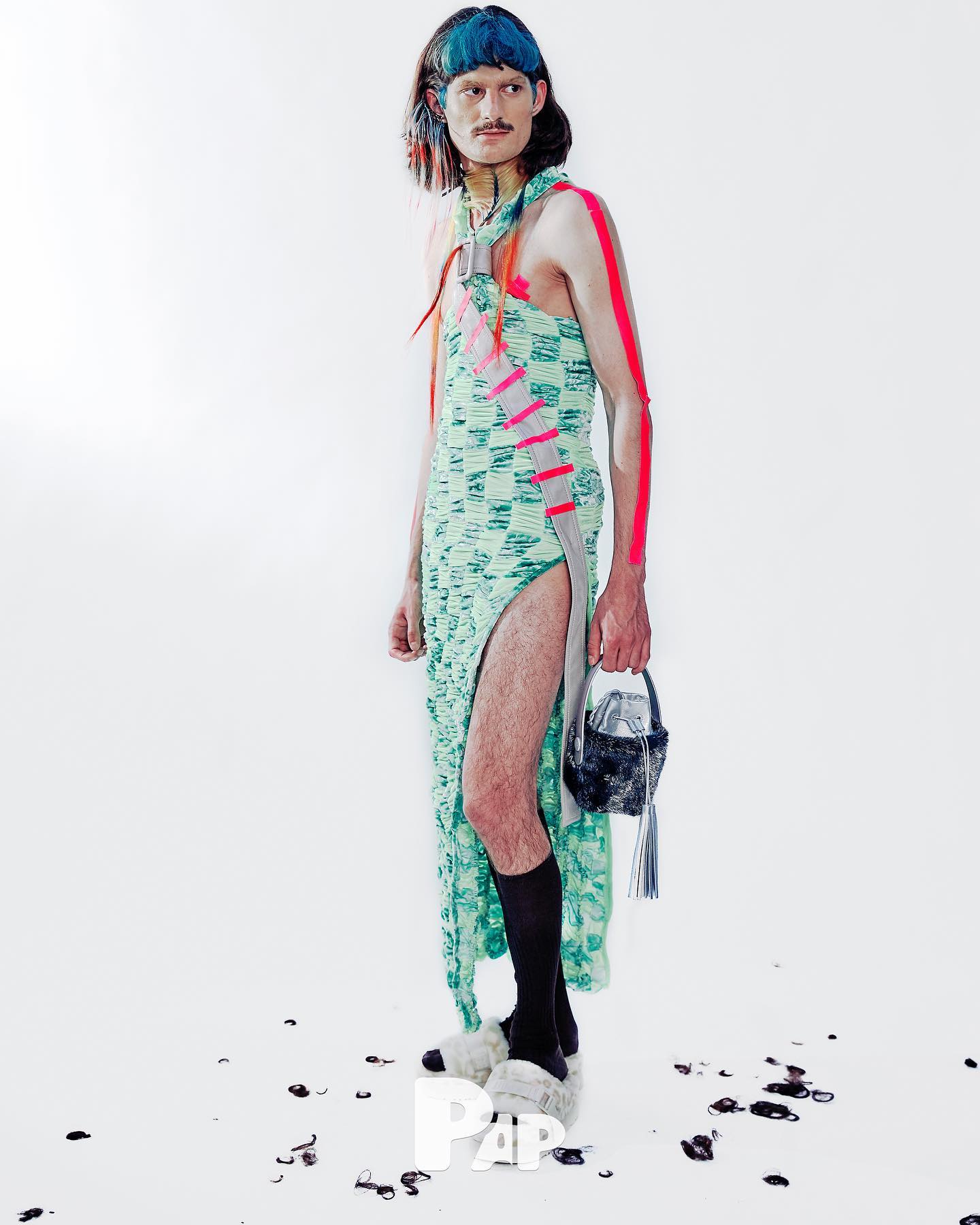 LET'S FIND THE UNEXPECTED — Look 9