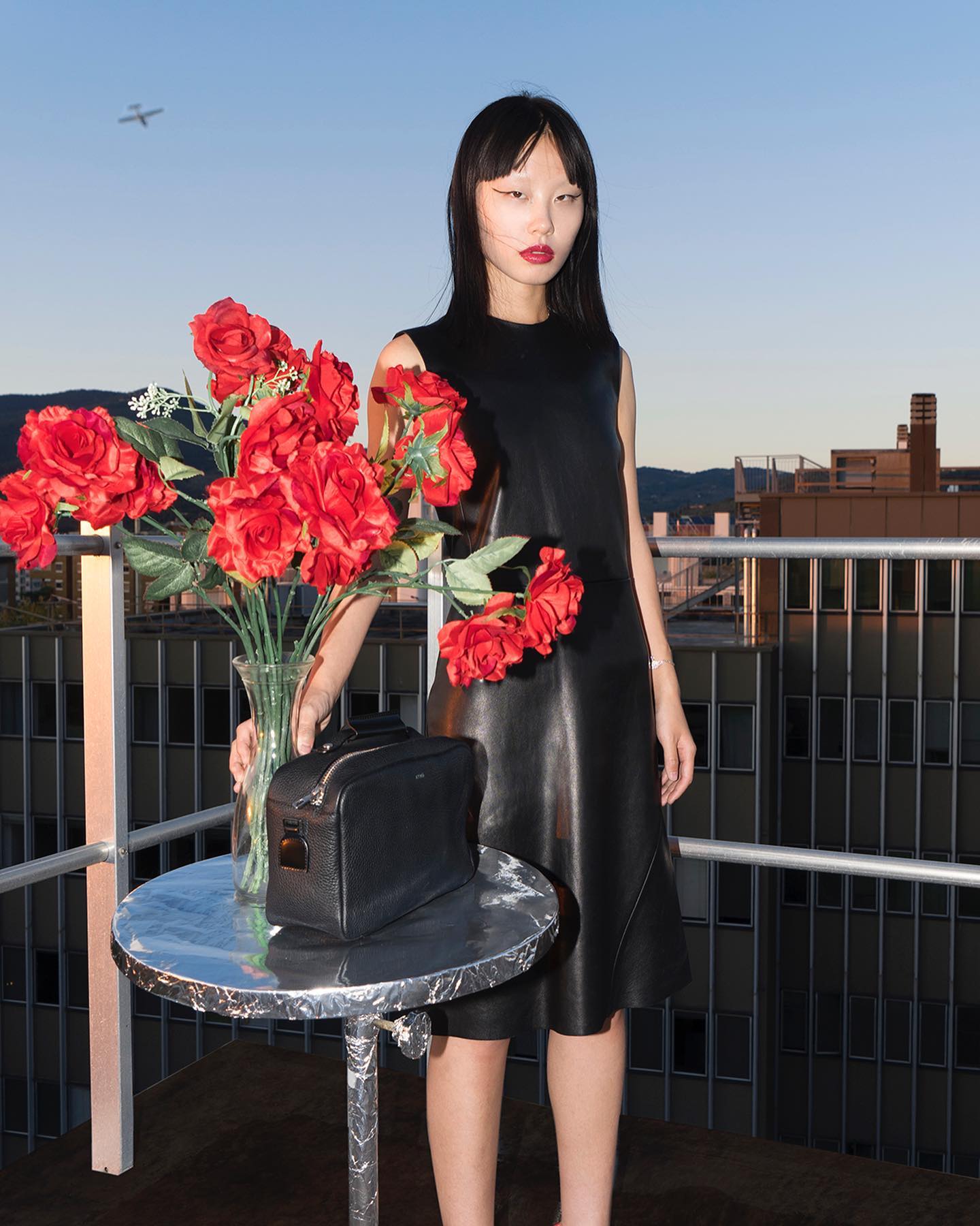 LET'S SEW OUR LIPS — Look 2