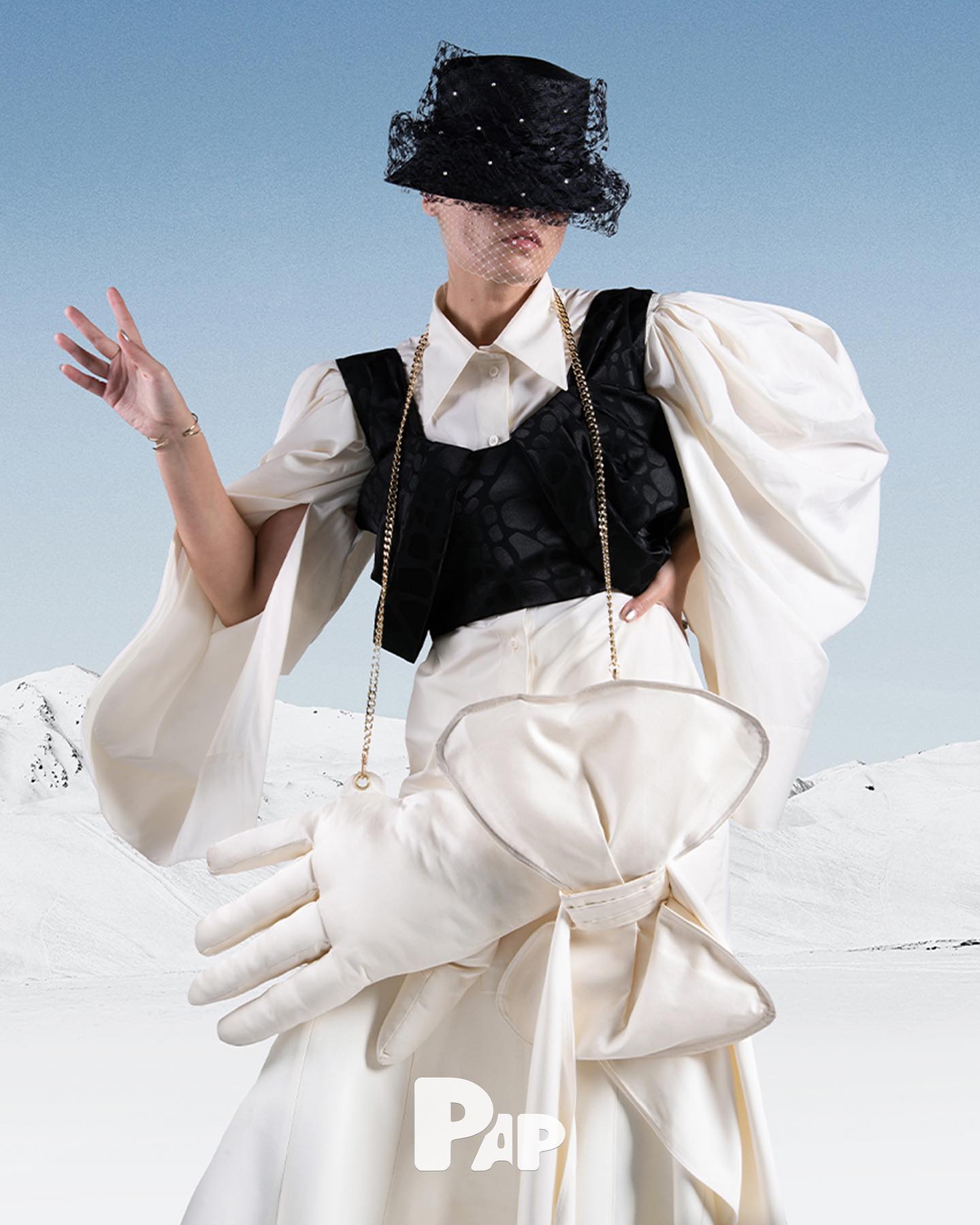 MERCI, MAIS JE M'EN VAIS — Look 4