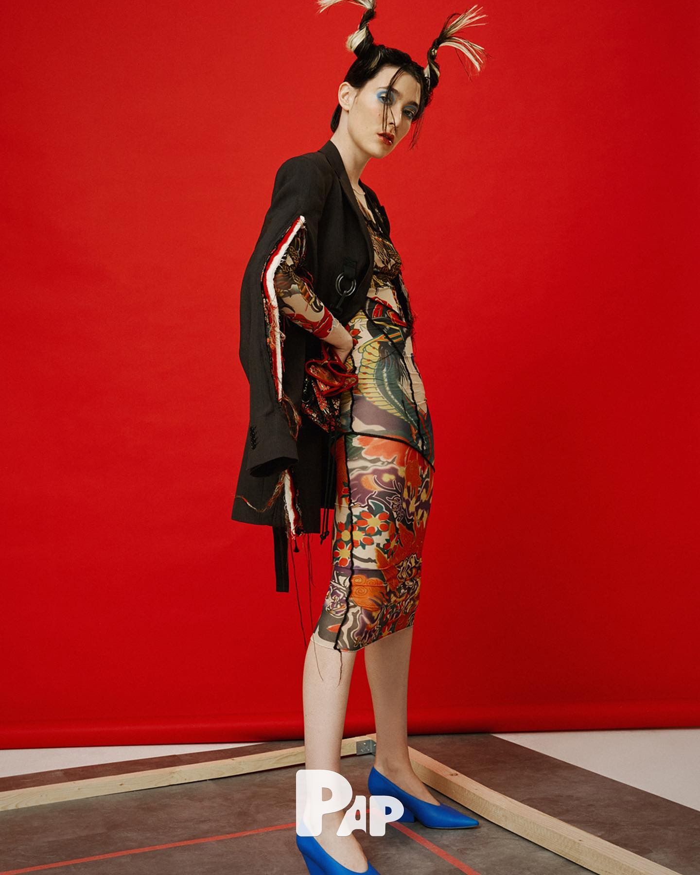 DE-STATIC — Look 10