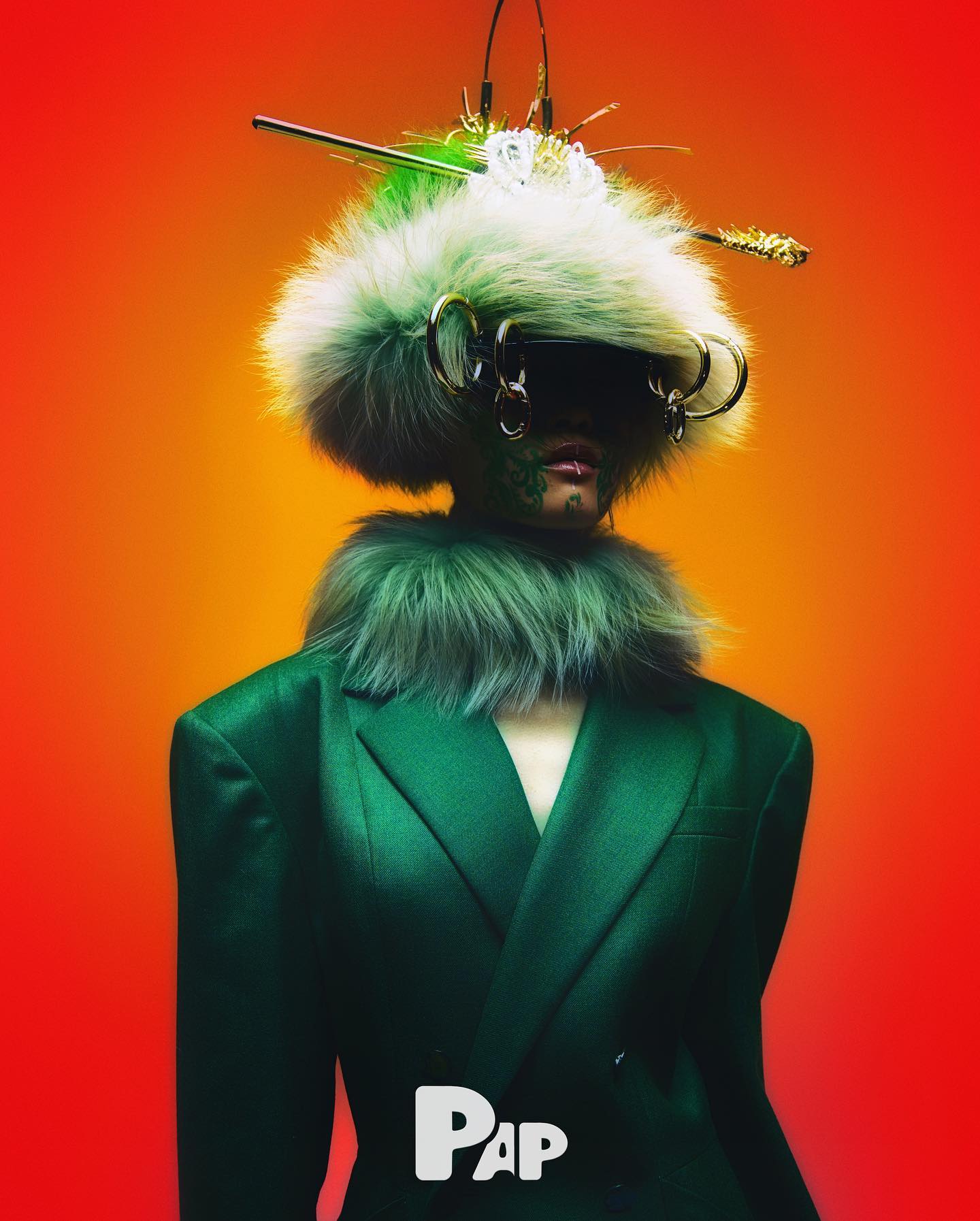 ETERNAL CARNIVAL — Look 8