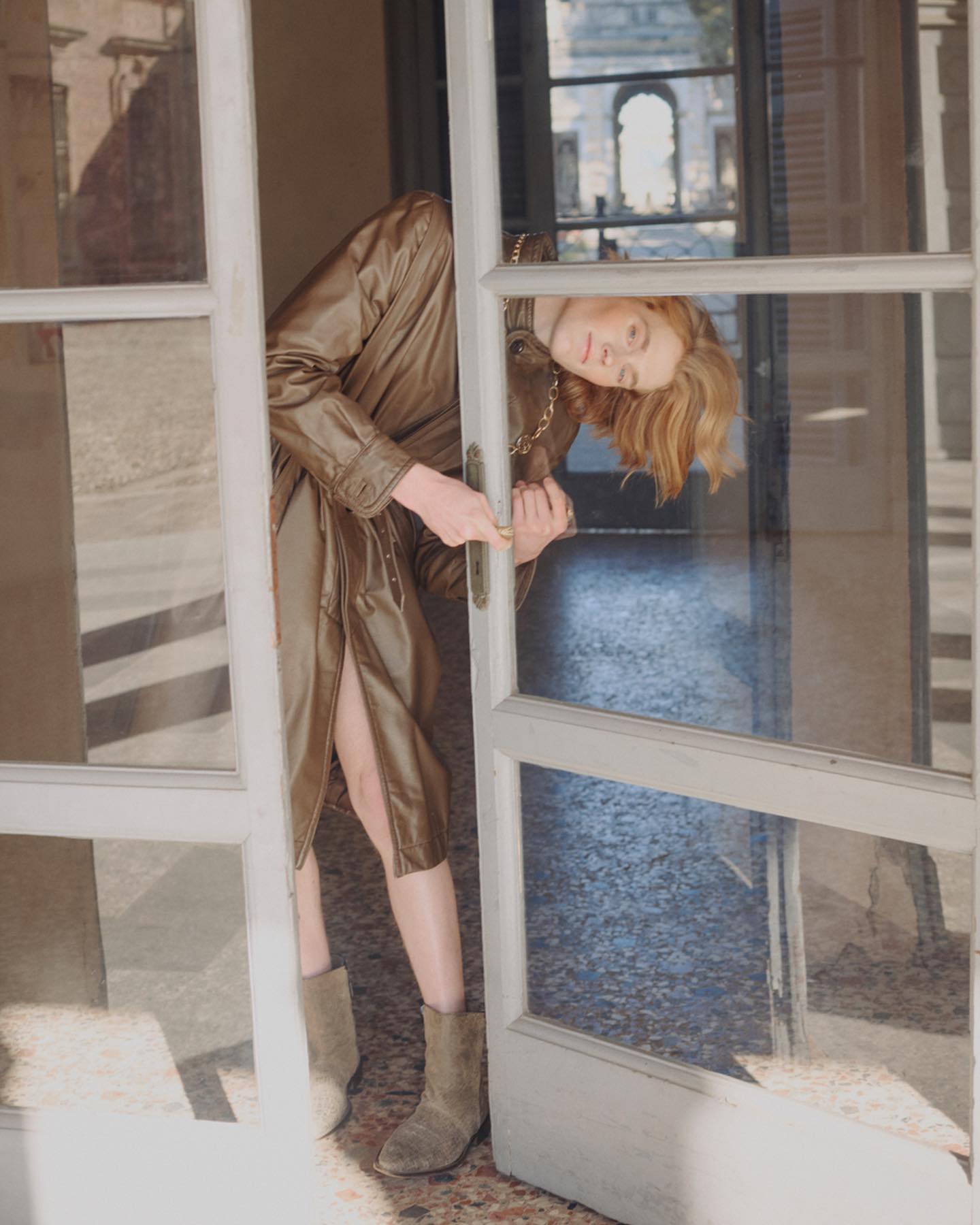 CAN'T ERASE YOU FROM MY MEMORY — Look 3
