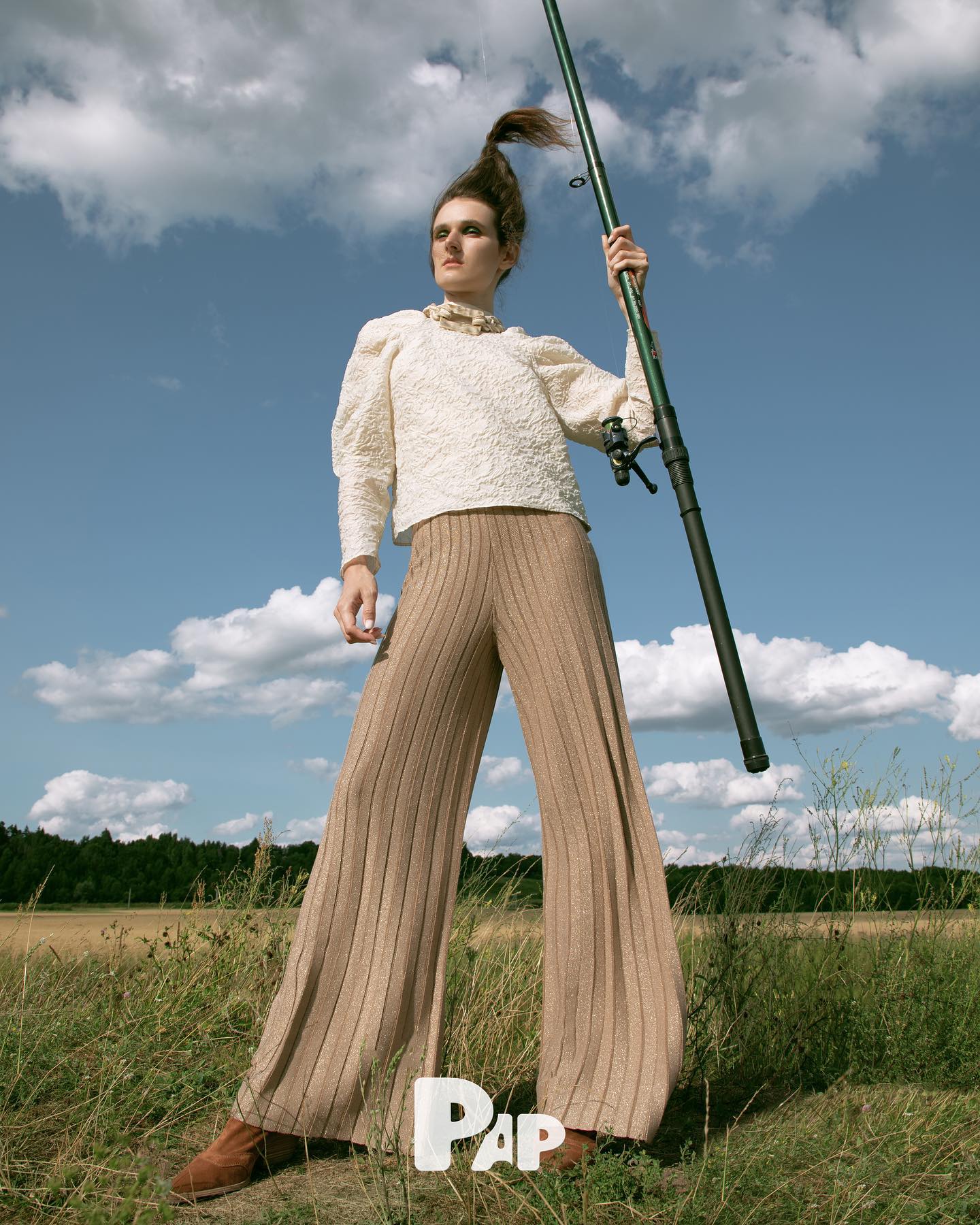 FISHER'S DAUGHTERS — Look 3