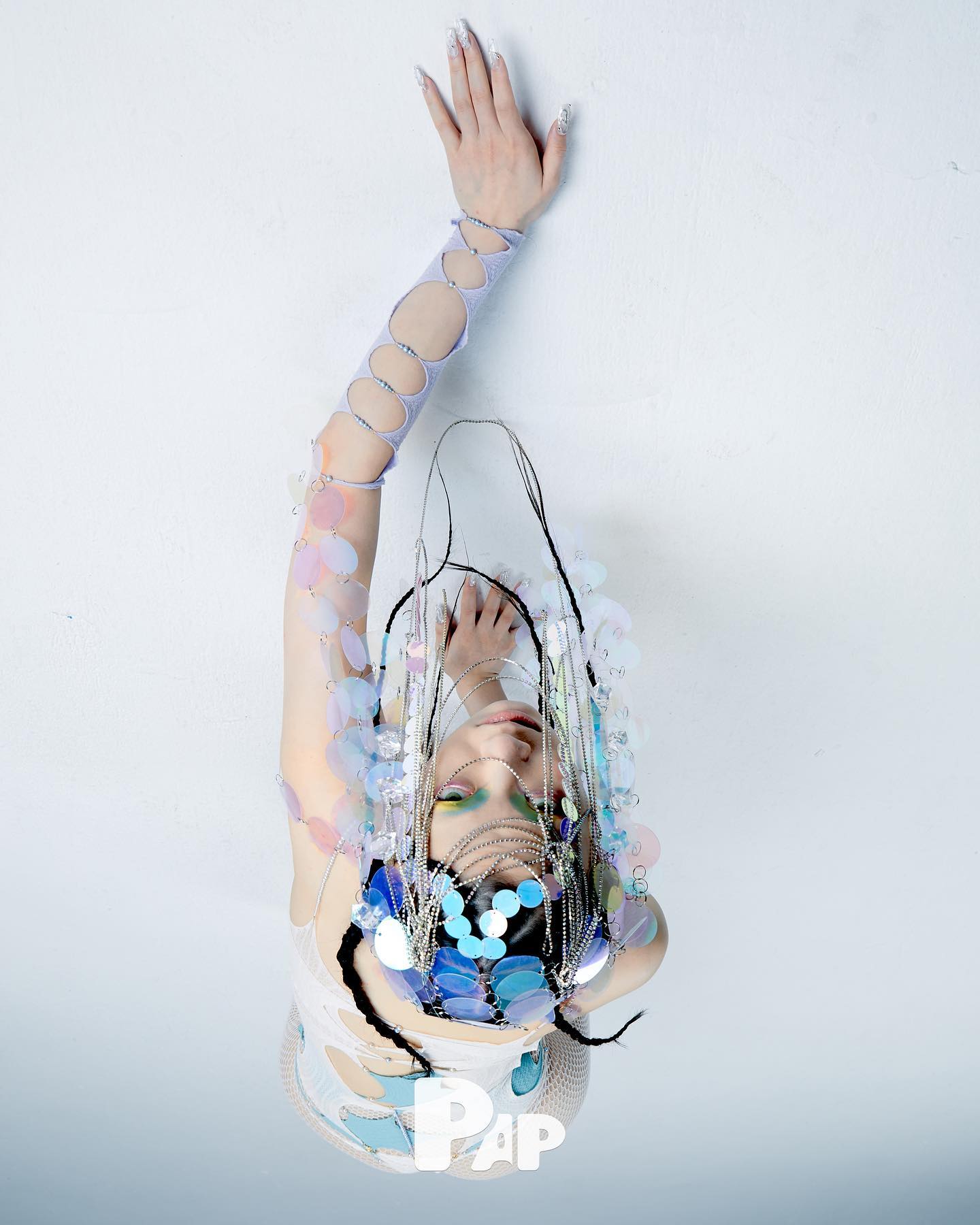 AVOIDANCE — Look 3