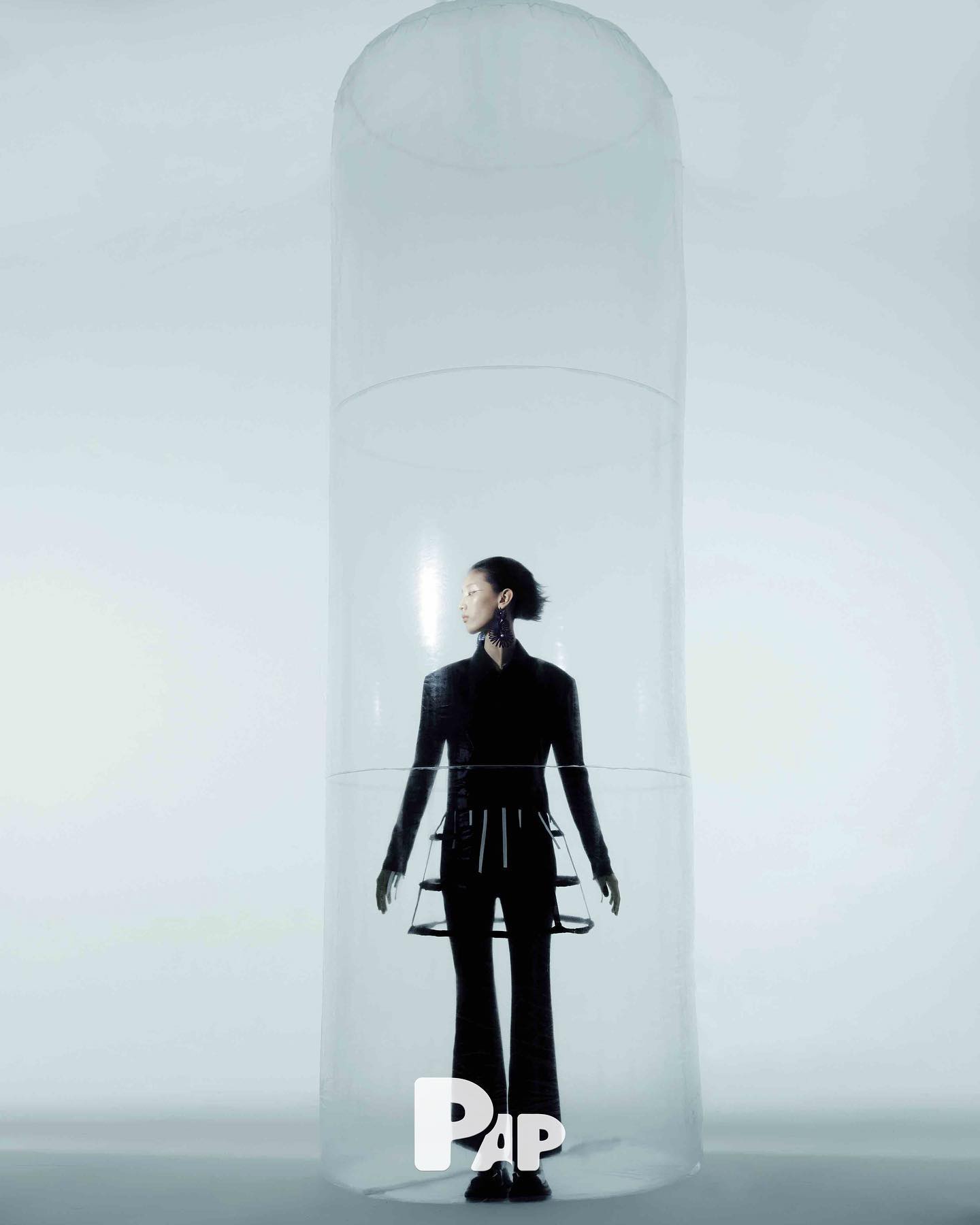 TRANSMITTANCE — Look 3