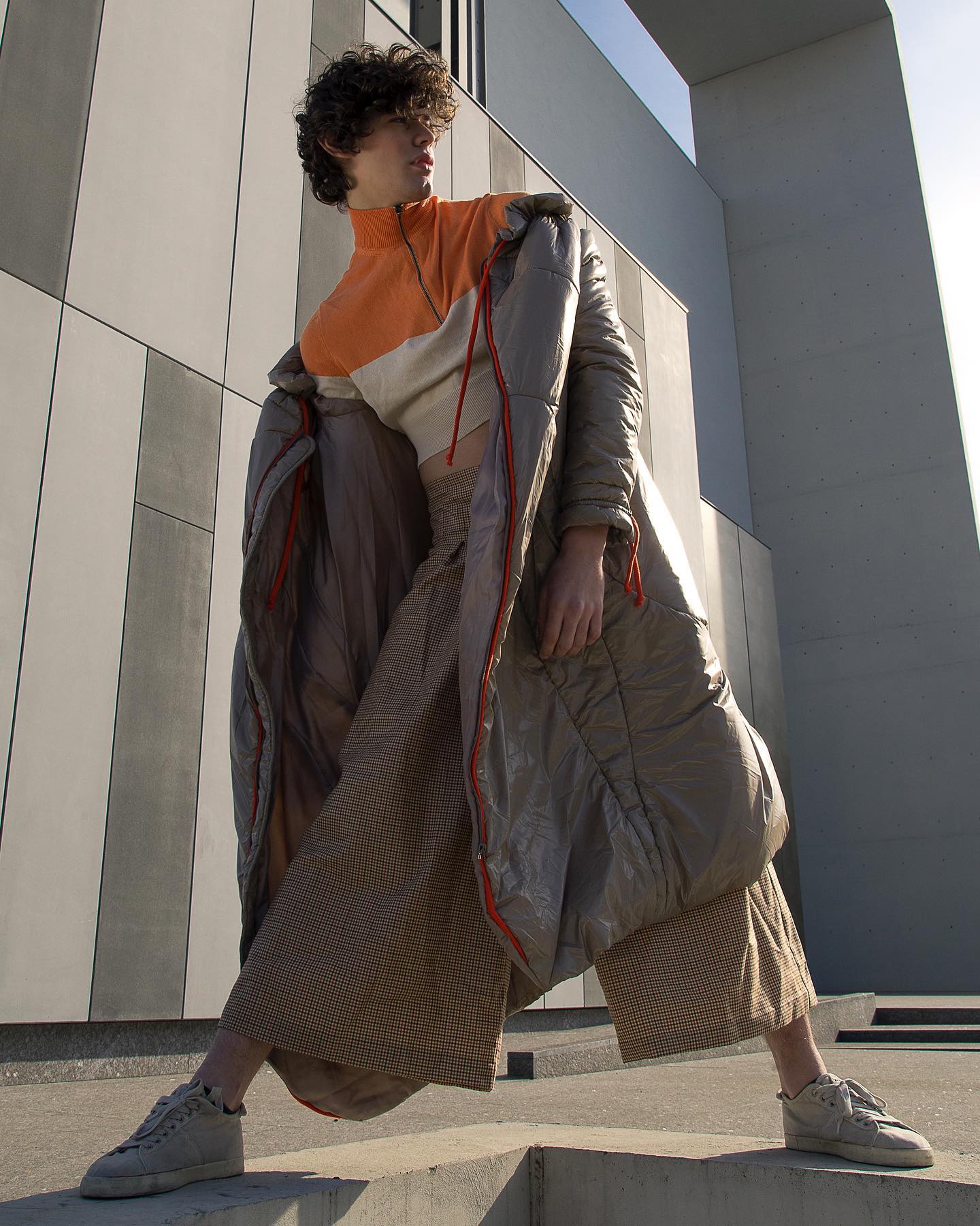 UNUSUAL SHAPE — Look 2