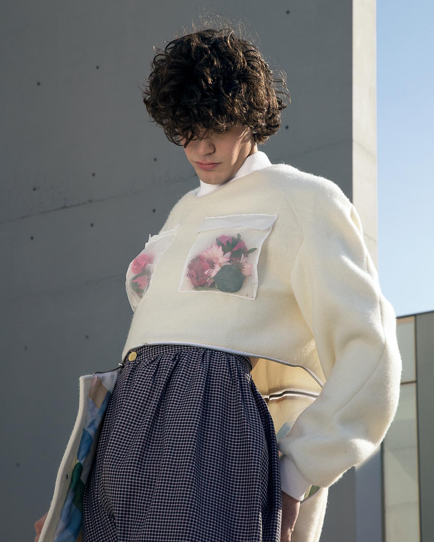 UNUSUAL SHAPE — Look 7
