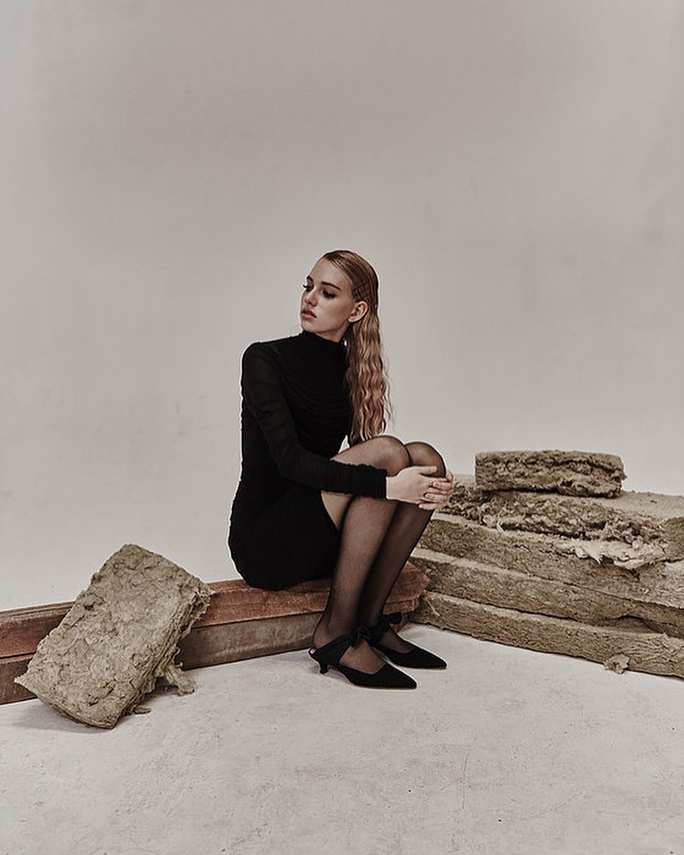 MODERN GOTHIC — Look 3