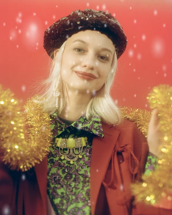 CHRISTMAS WISHES — Look 4