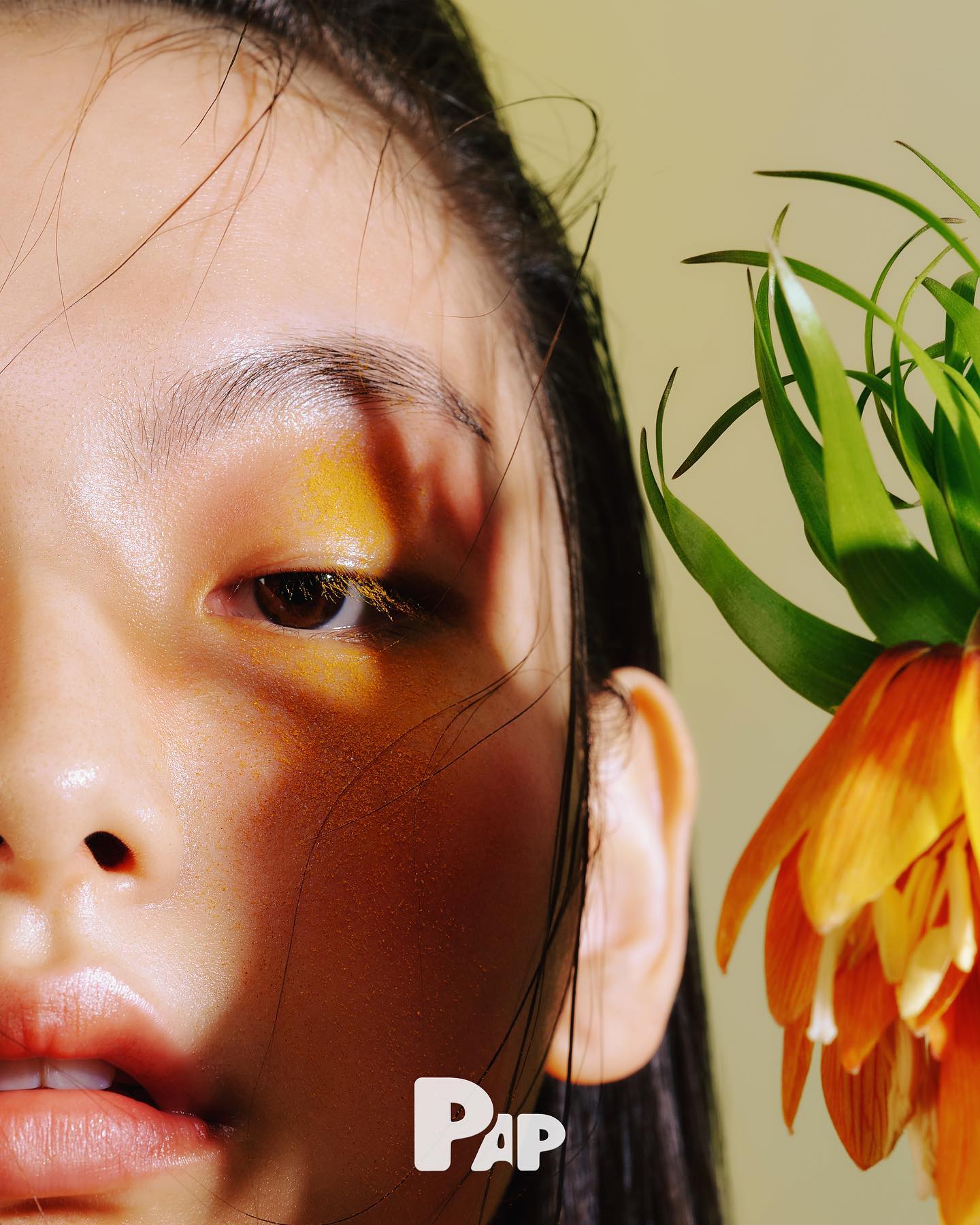FROM THE GROUND — Look 2