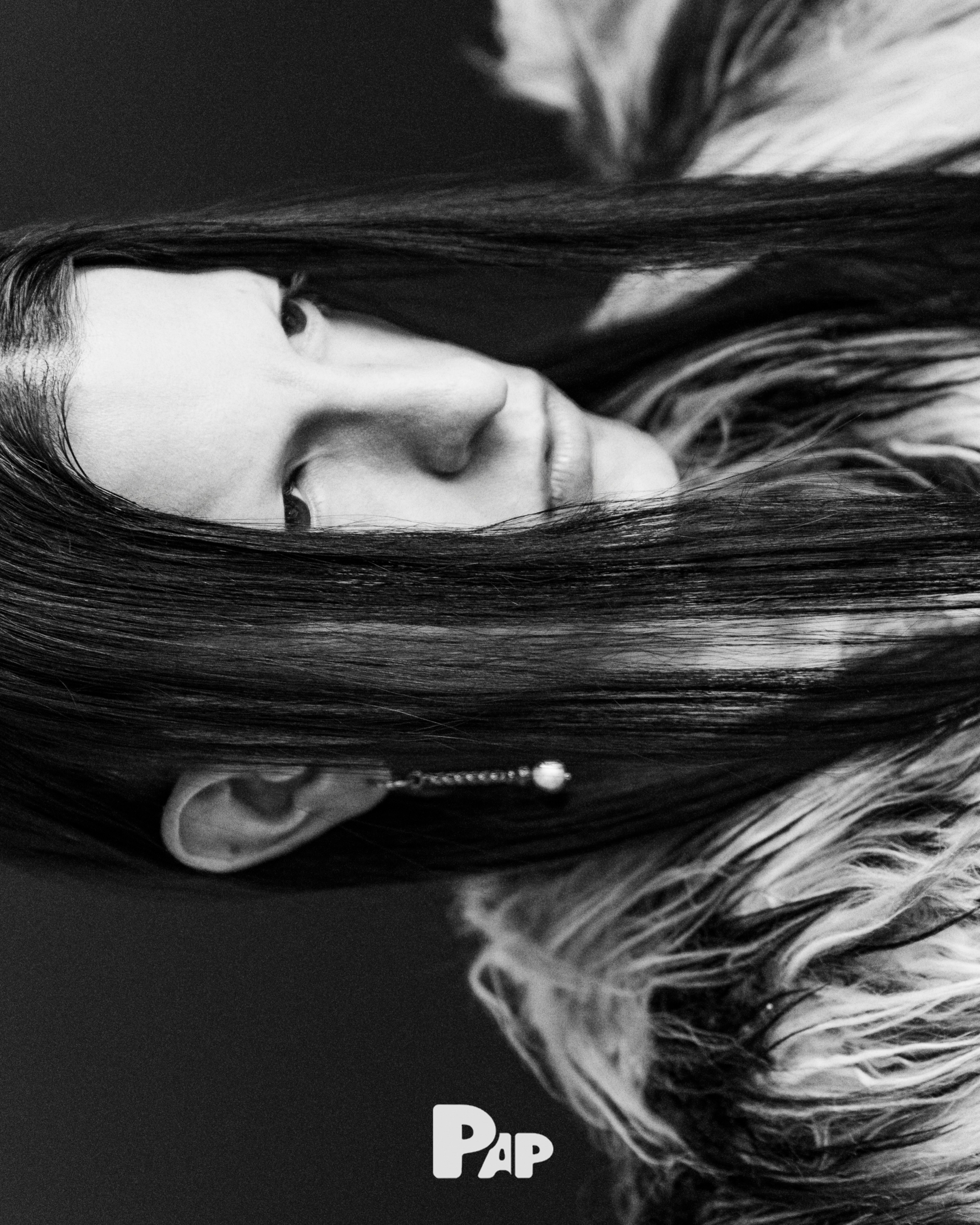 MONOCHROME — Look 4