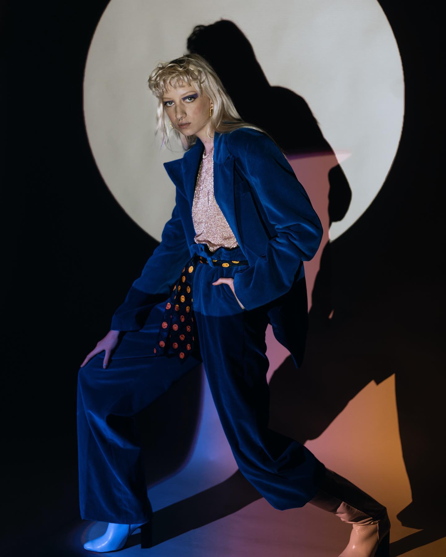 MAGNET'S CONTEXT — Look 2