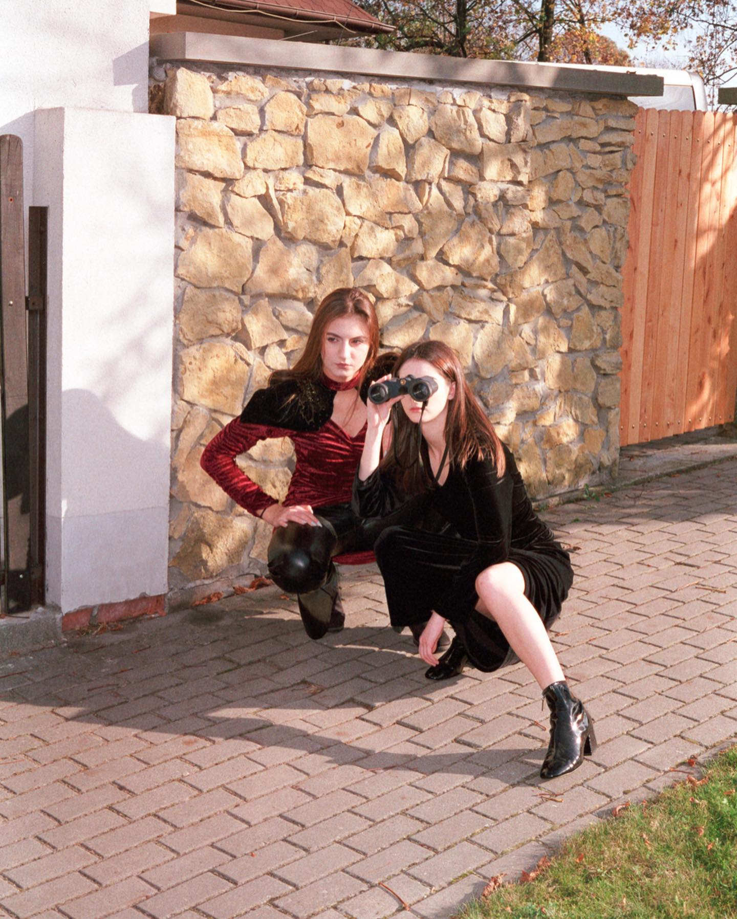 I AM A SPY YOU'RE A SPY — Look 3